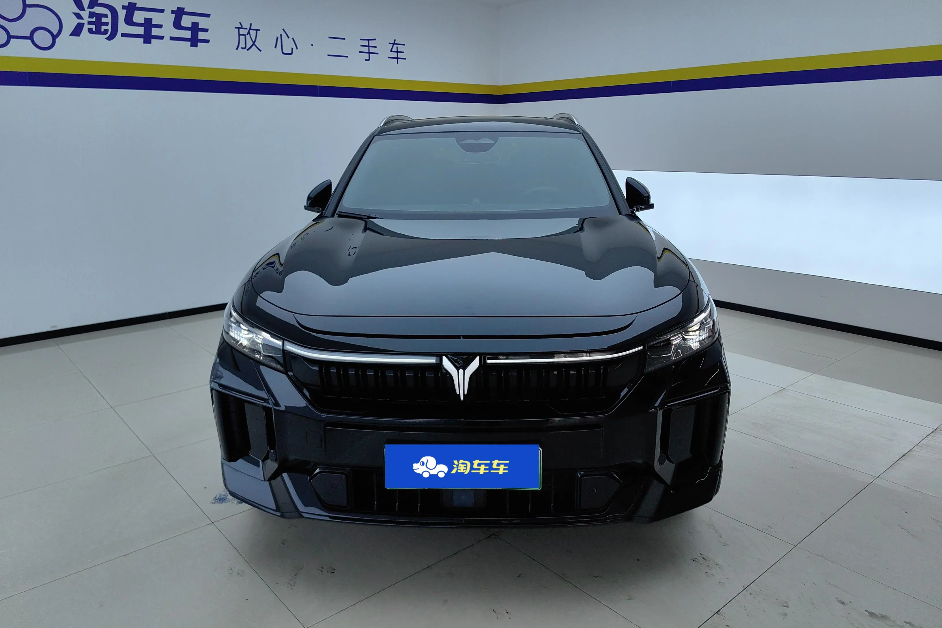 Voyah Lantu FREE  из Китая