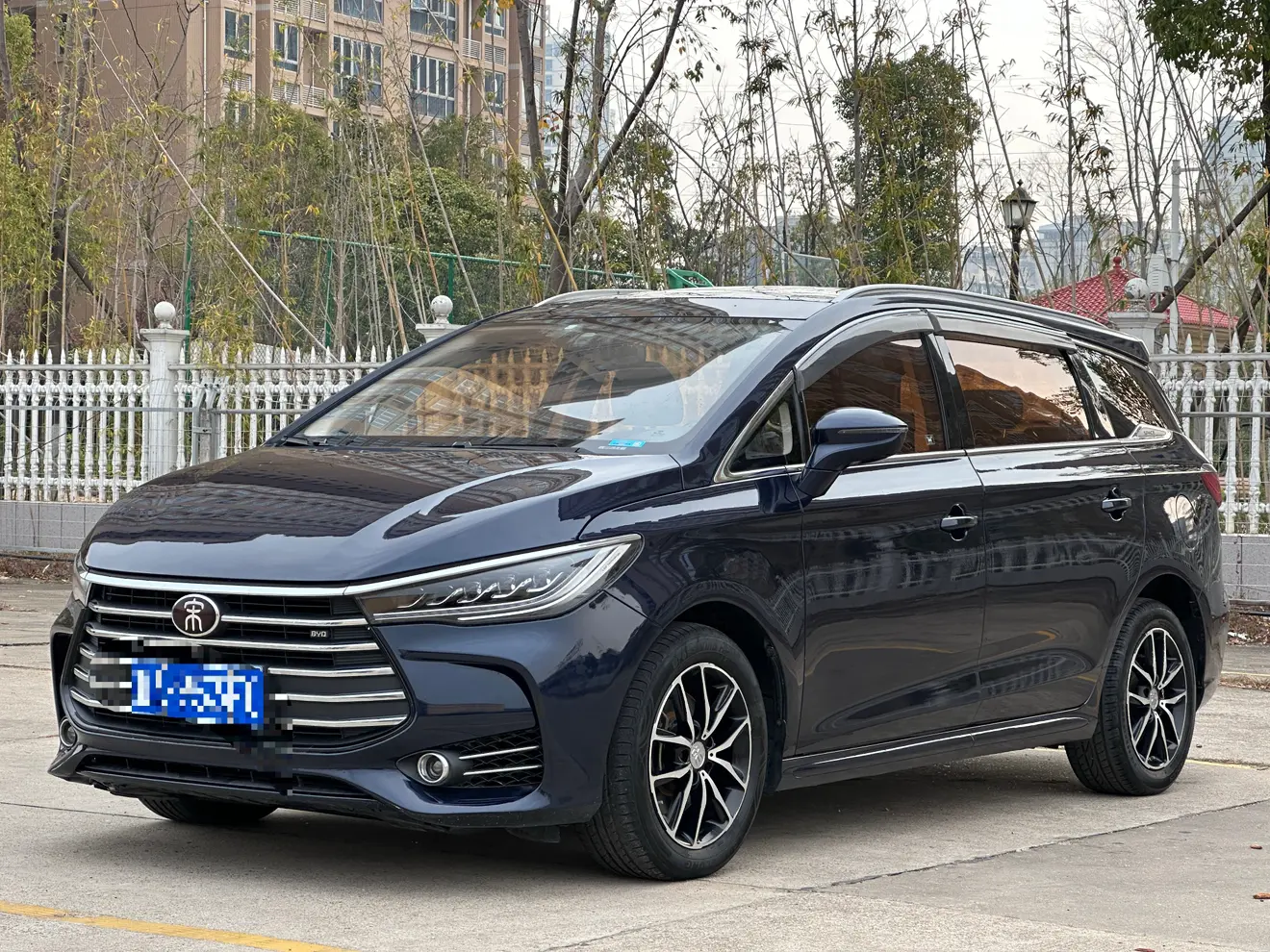 BYD Song MAX  из Китая