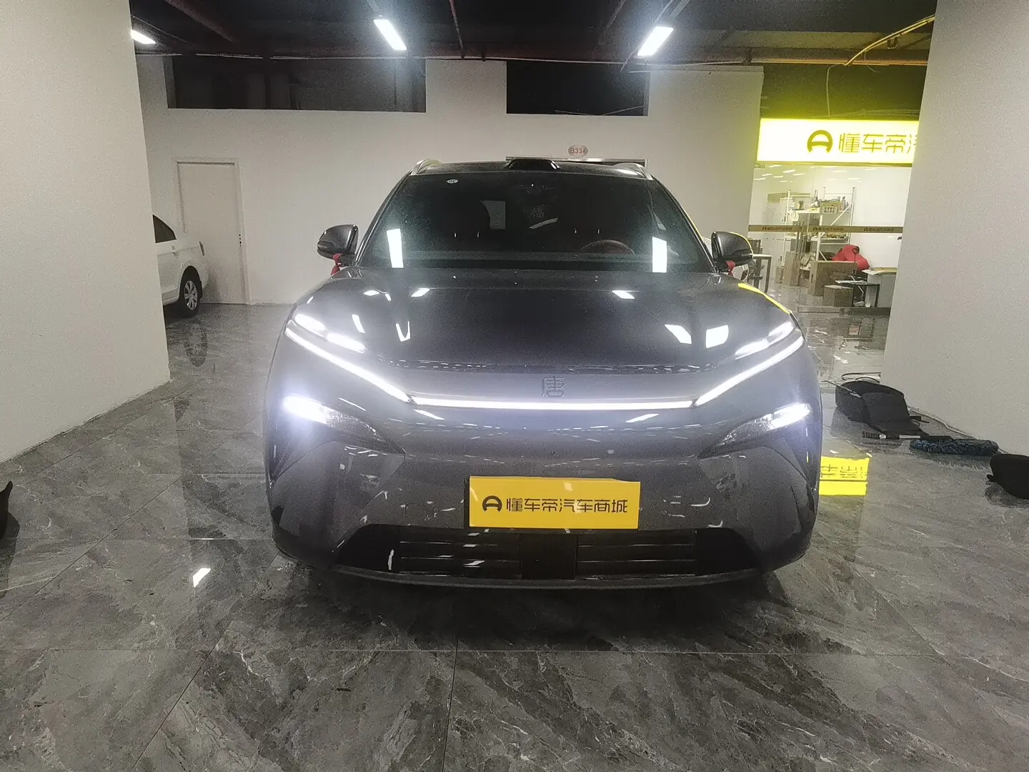 BYD Tang L EV  из Китая