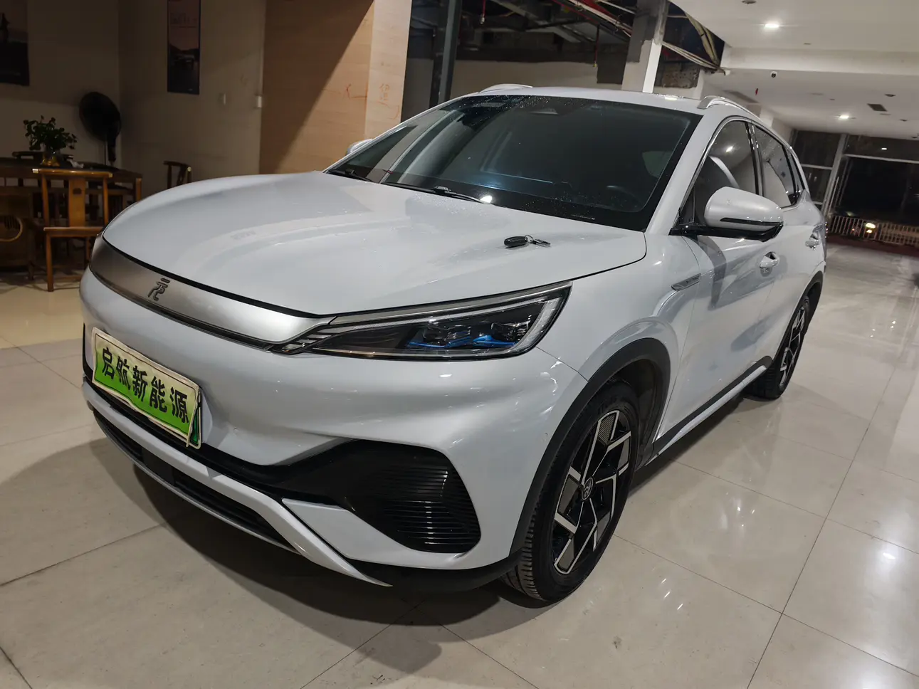 BYD Yuan PLUS  из Китая