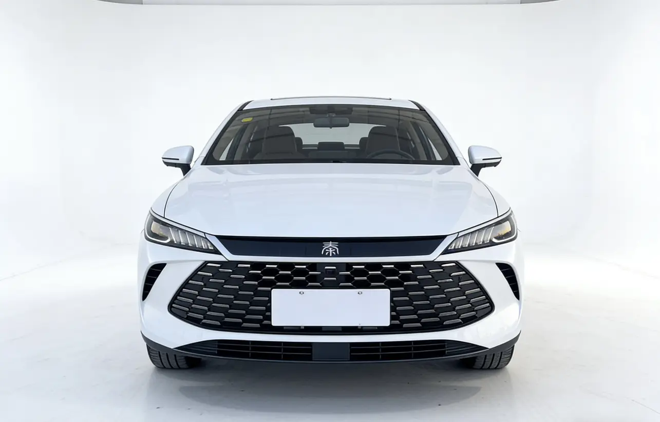 BYD Qin PLUS DM  из Китая