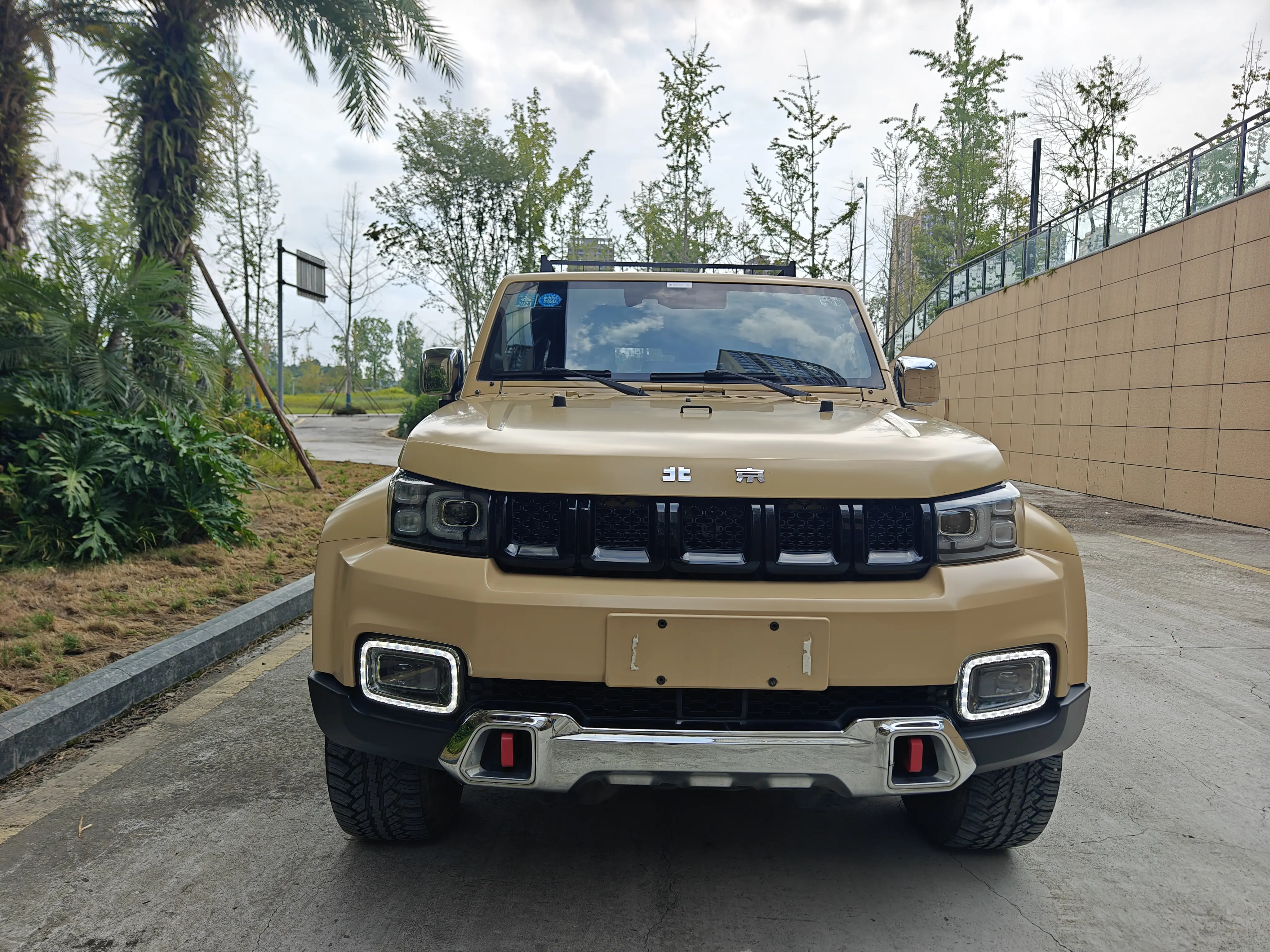 BAIC Beijing Off-road BJ40  из Китая