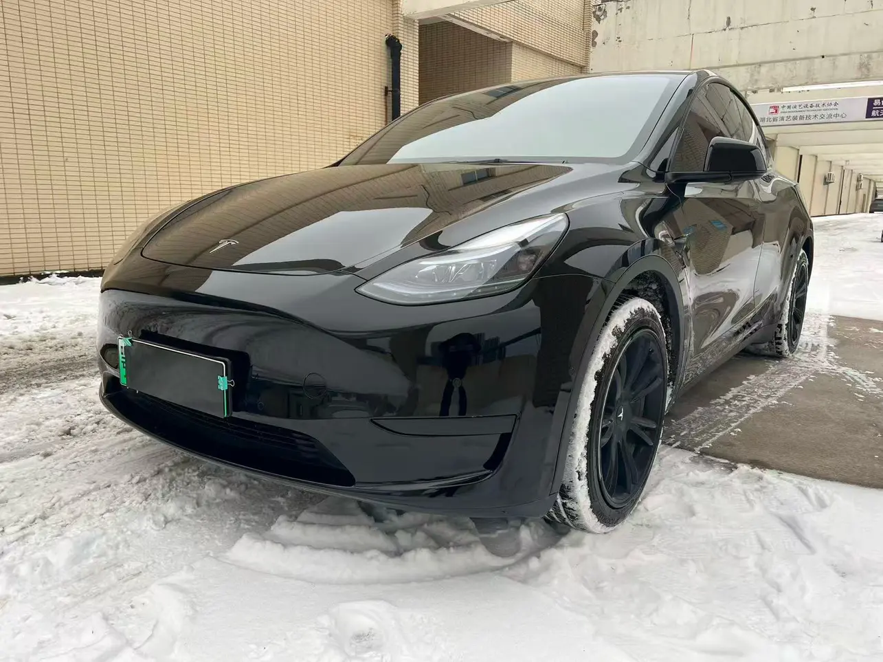 Tesla Model Y  из Китая