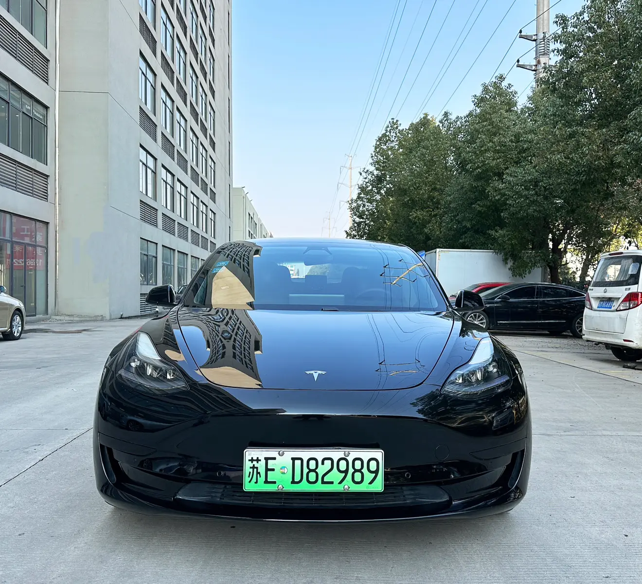 Tesla Model 3  из Китая