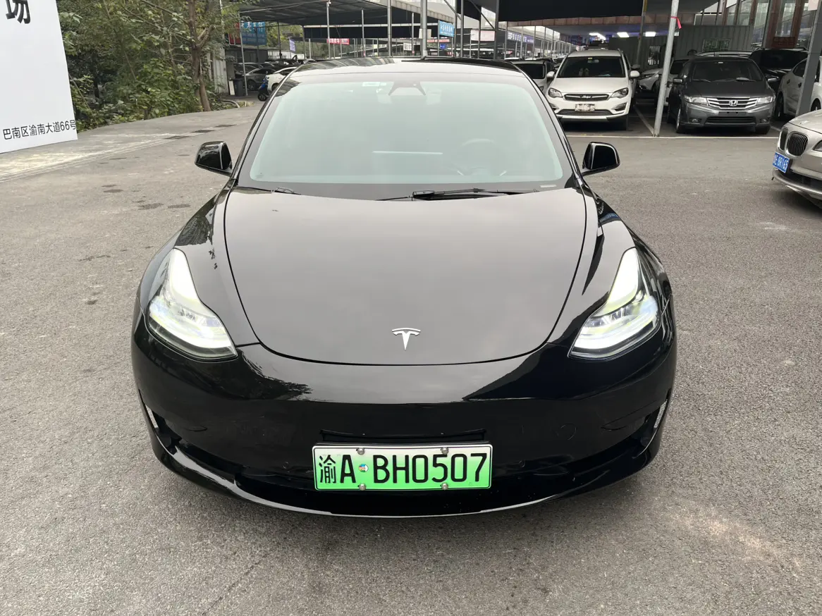 Tesla Model 3  из Китая
