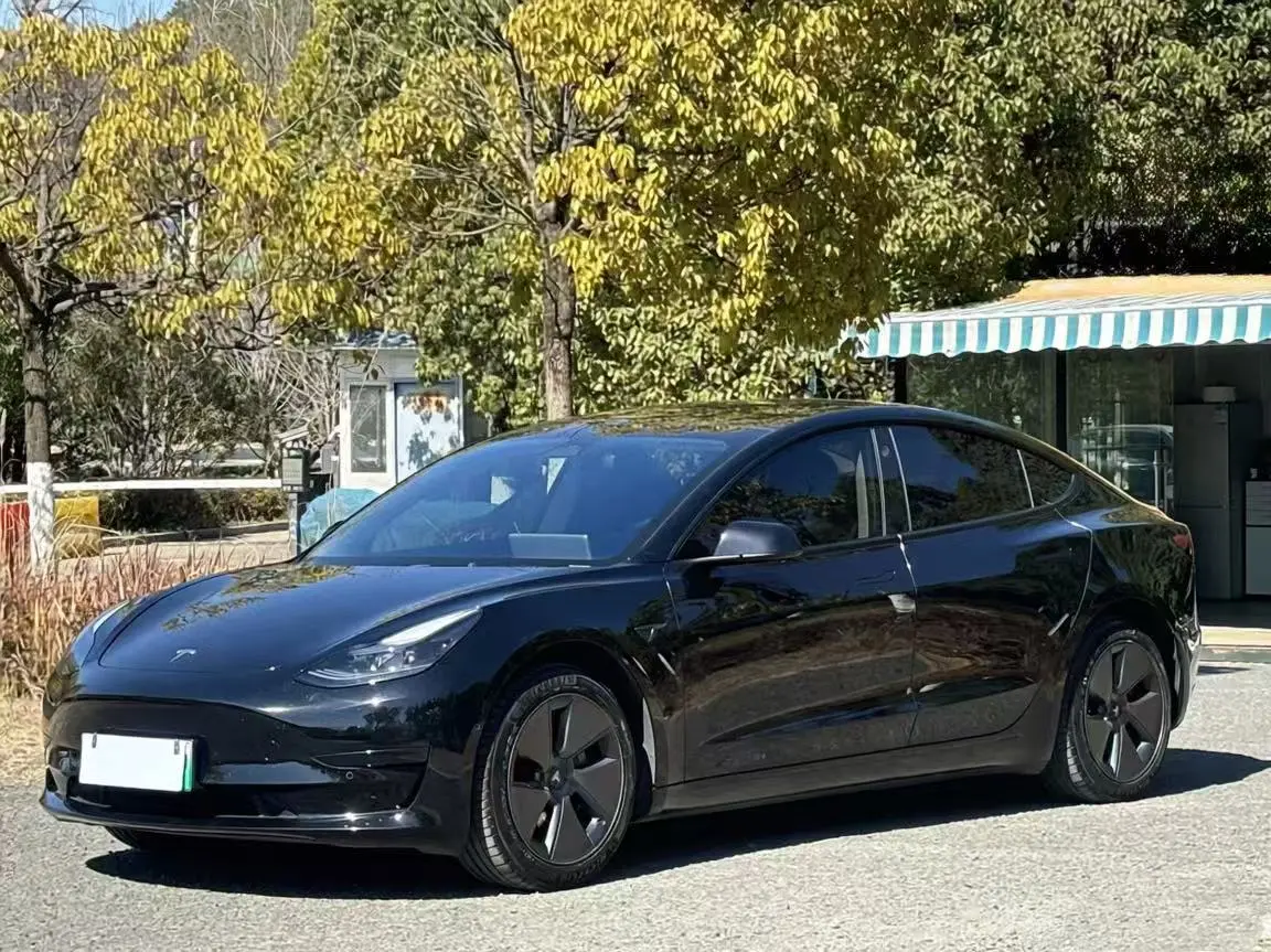 Tesla Model 3  из Китая