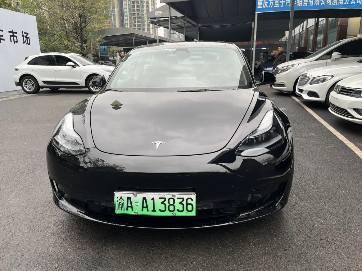 Tesla Model 3  из Китая