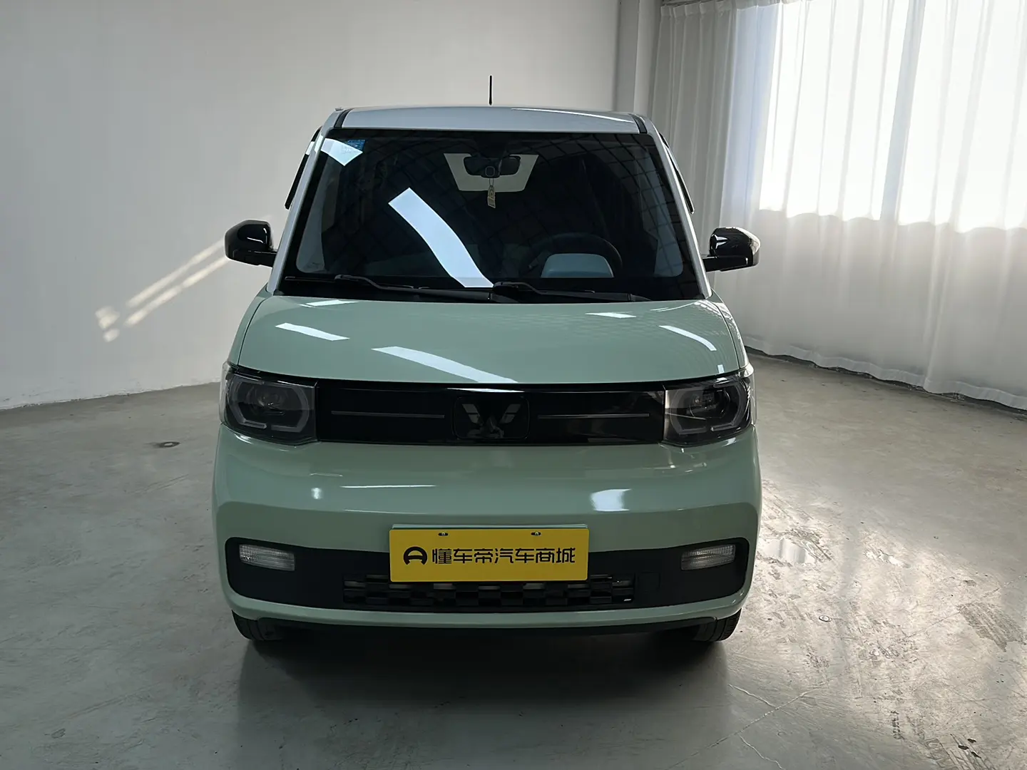 Wuling Hongguang MINIEV  из Китая