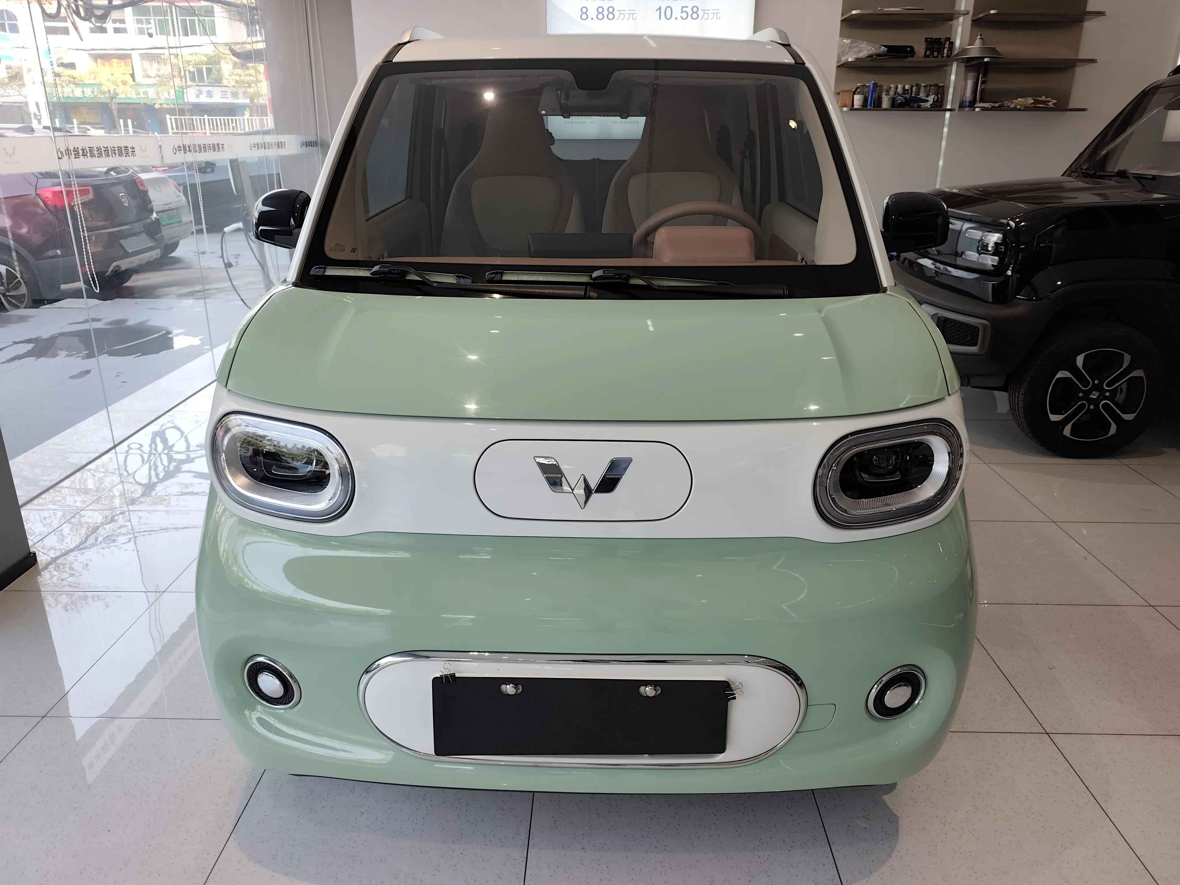 Wuling Hongguang MINIEV  из Китая