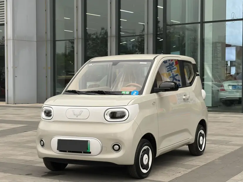 Wuling Hongguang MINIEV  из Китая