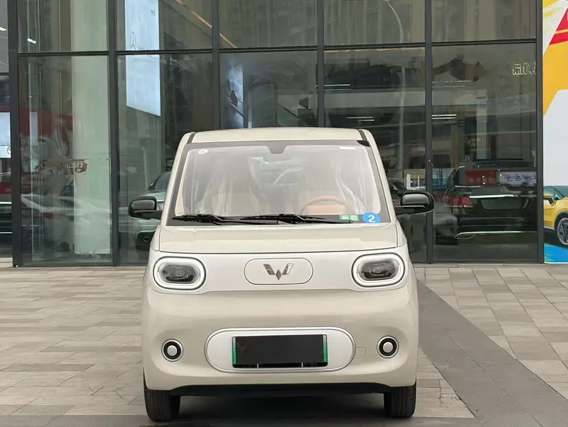 Wuling Hongguang MINIEV  из Китая