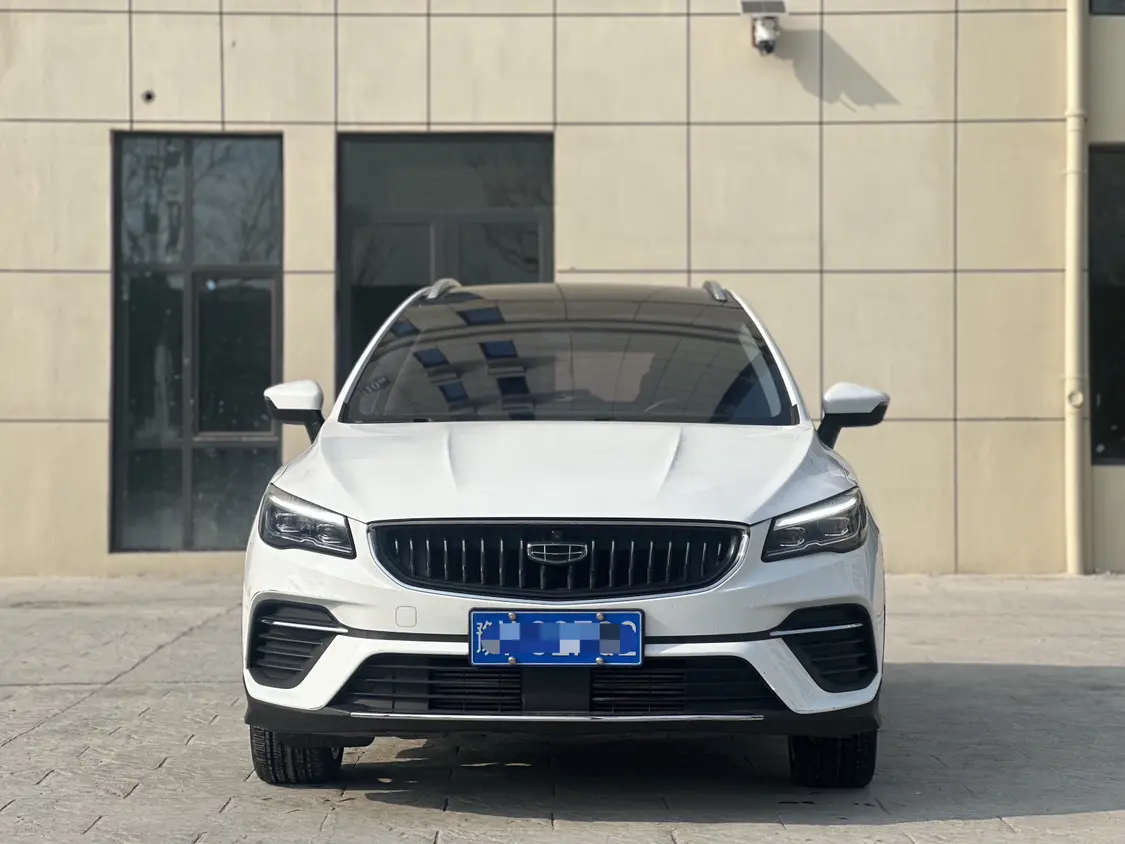 Geely Emgrand S  из Китая