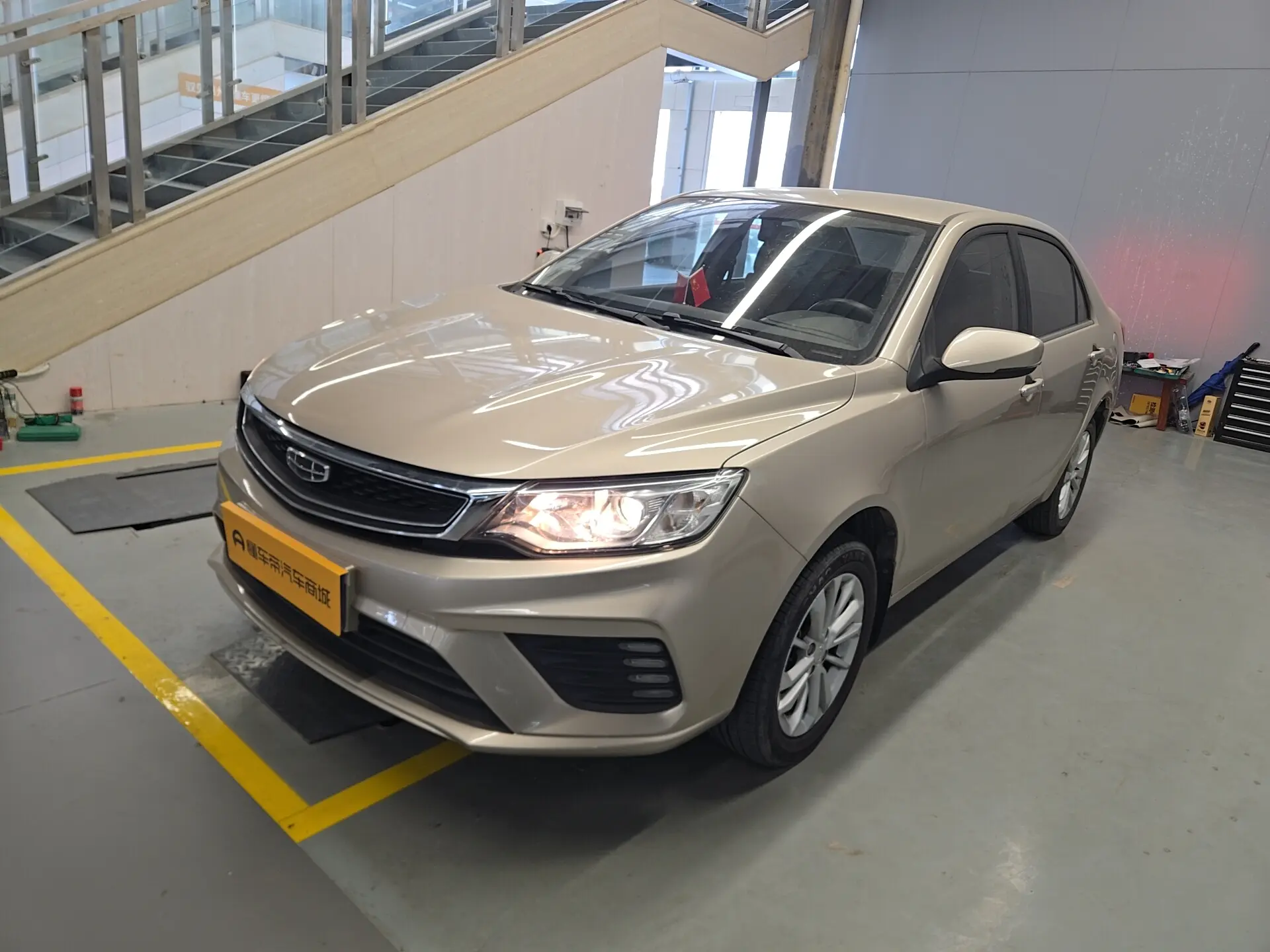 Geely Vision  из Китая
