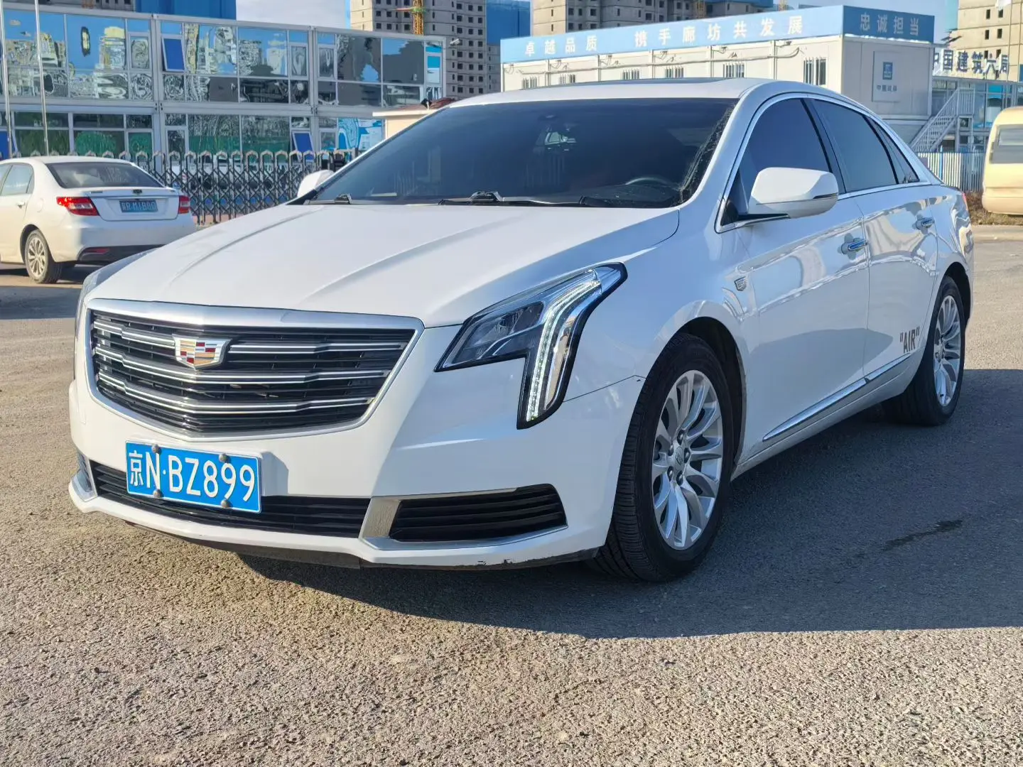 Cadillac XTS  из Китая