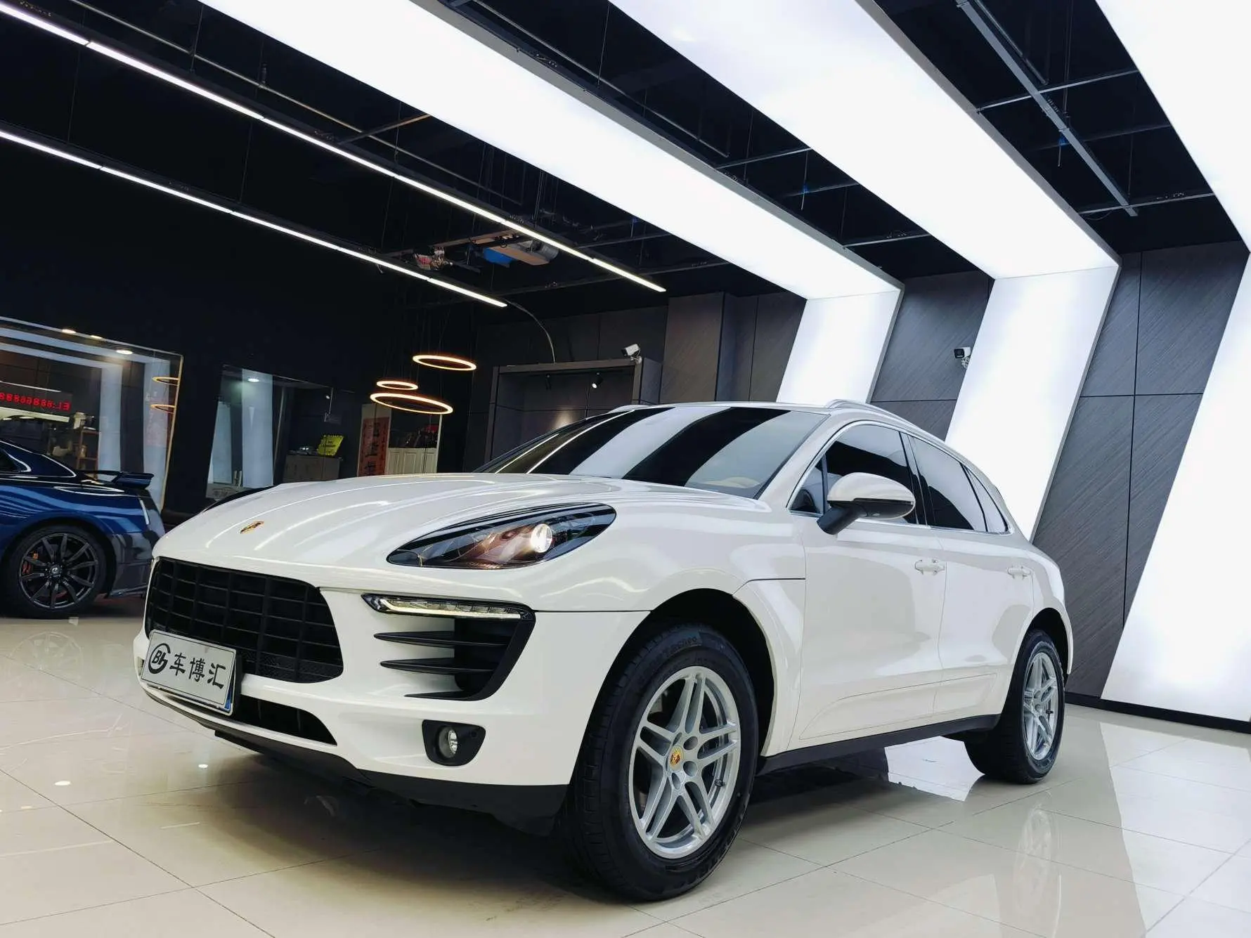 Porsche Macan  из Китая