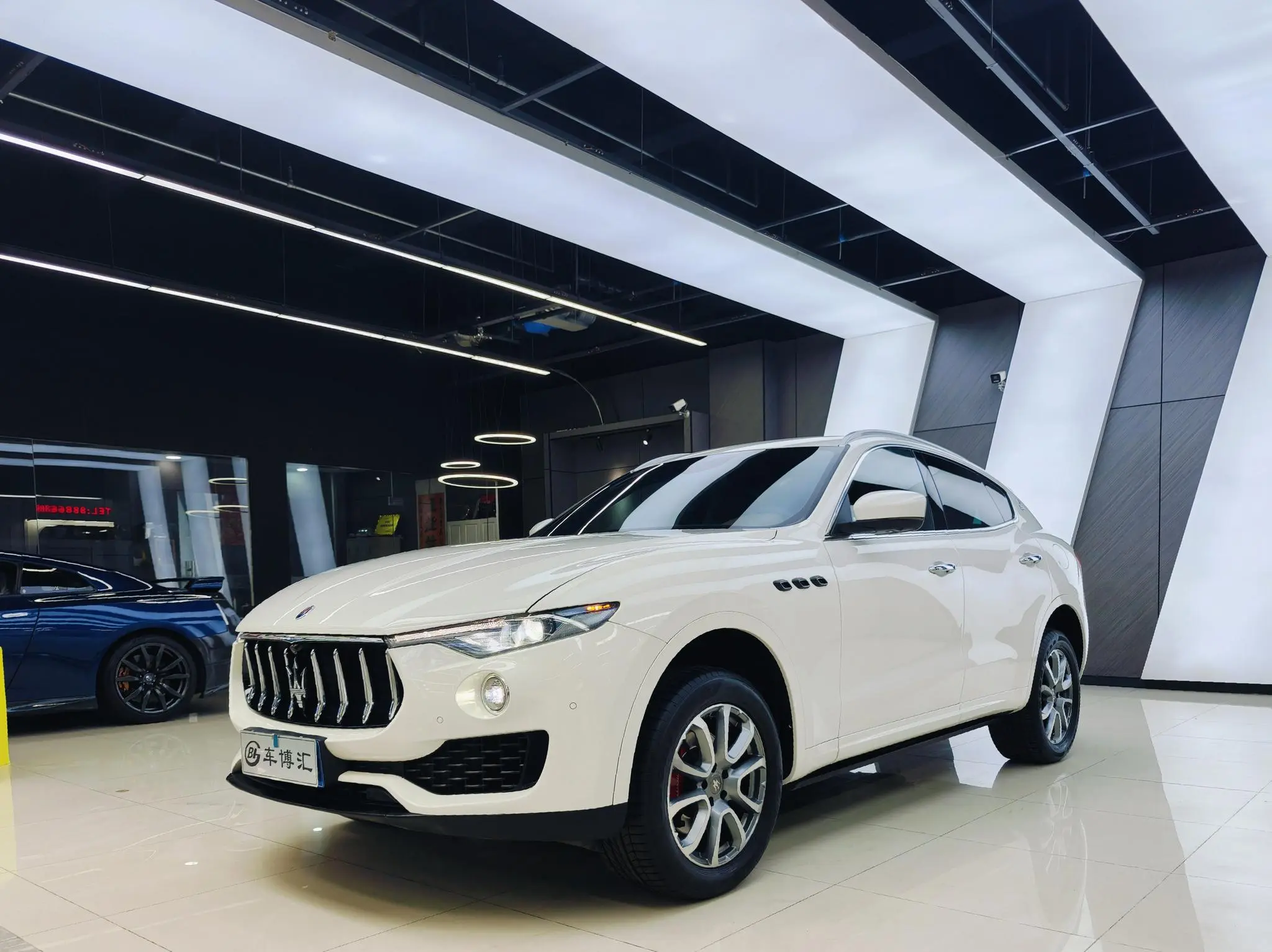 Maserati Levante  из Китая