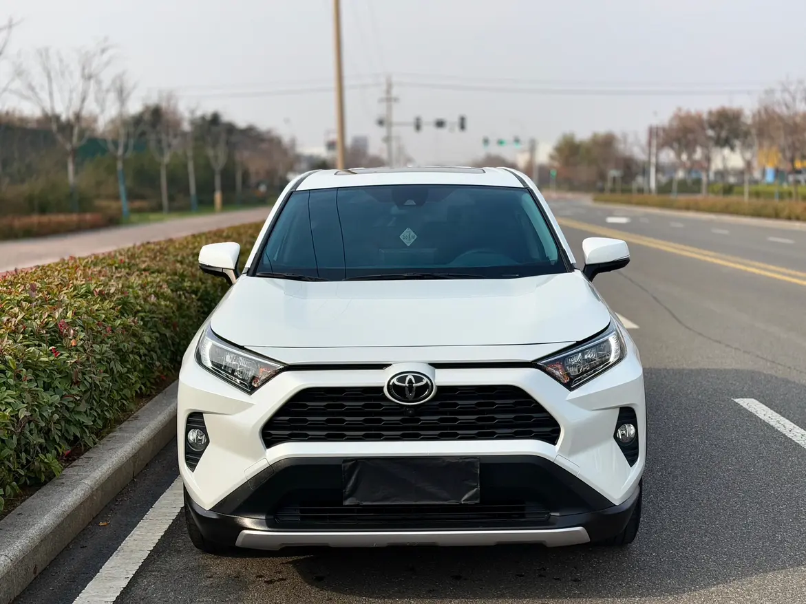 Toyota RAV4  из Китая