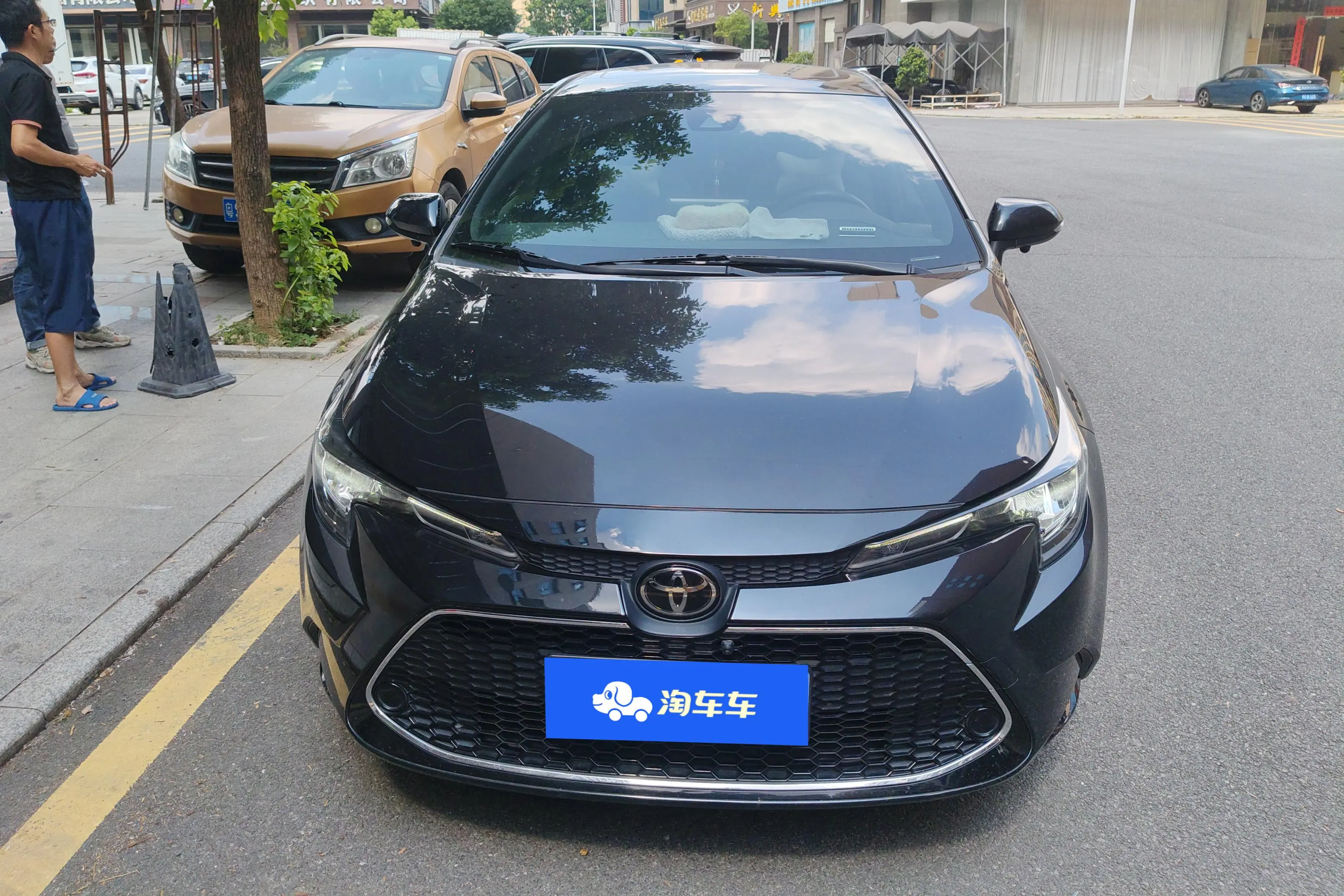 Toyota Levin (Lei Ling)  из Китая