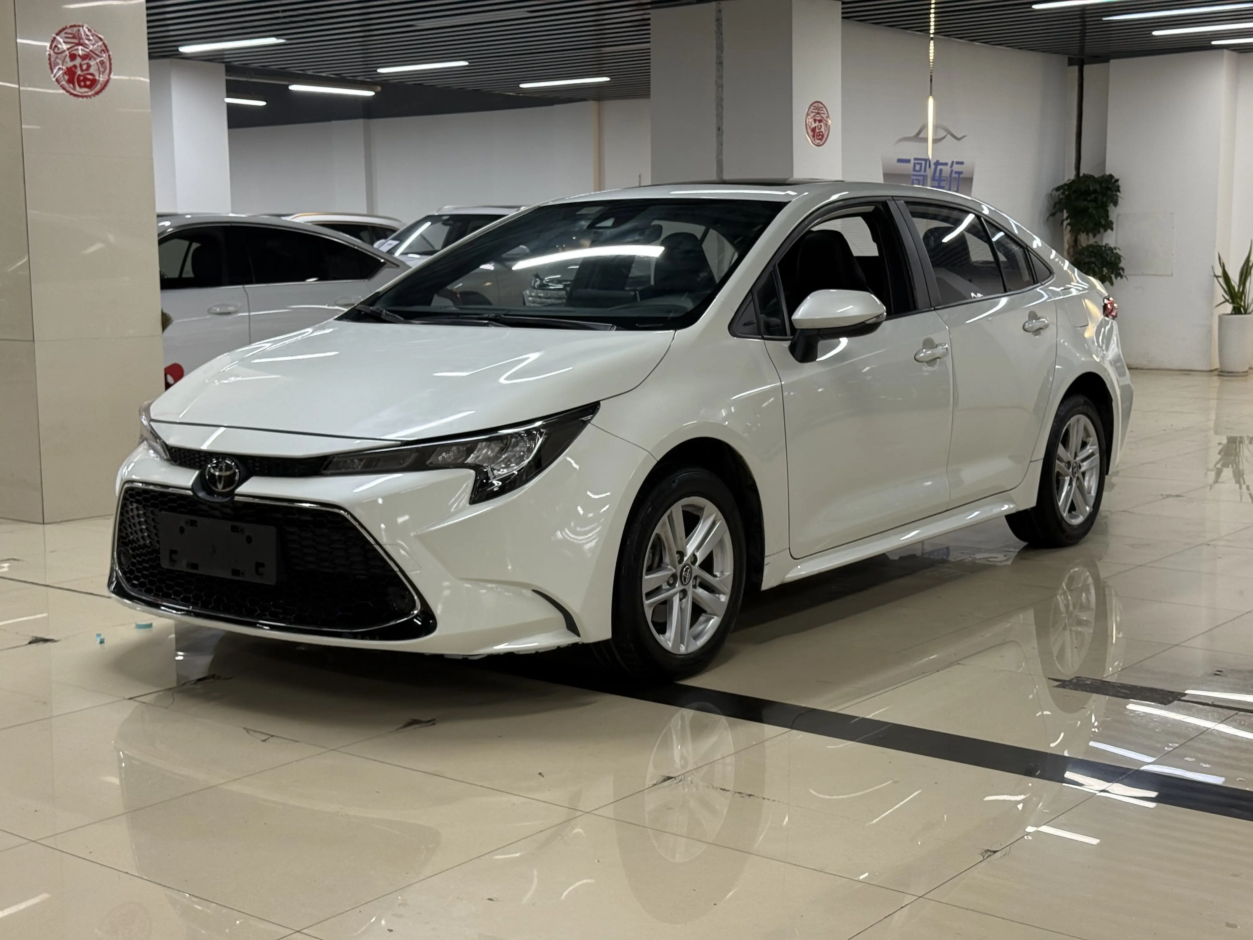 Toyota Levin (Lei Ling)  из Китая