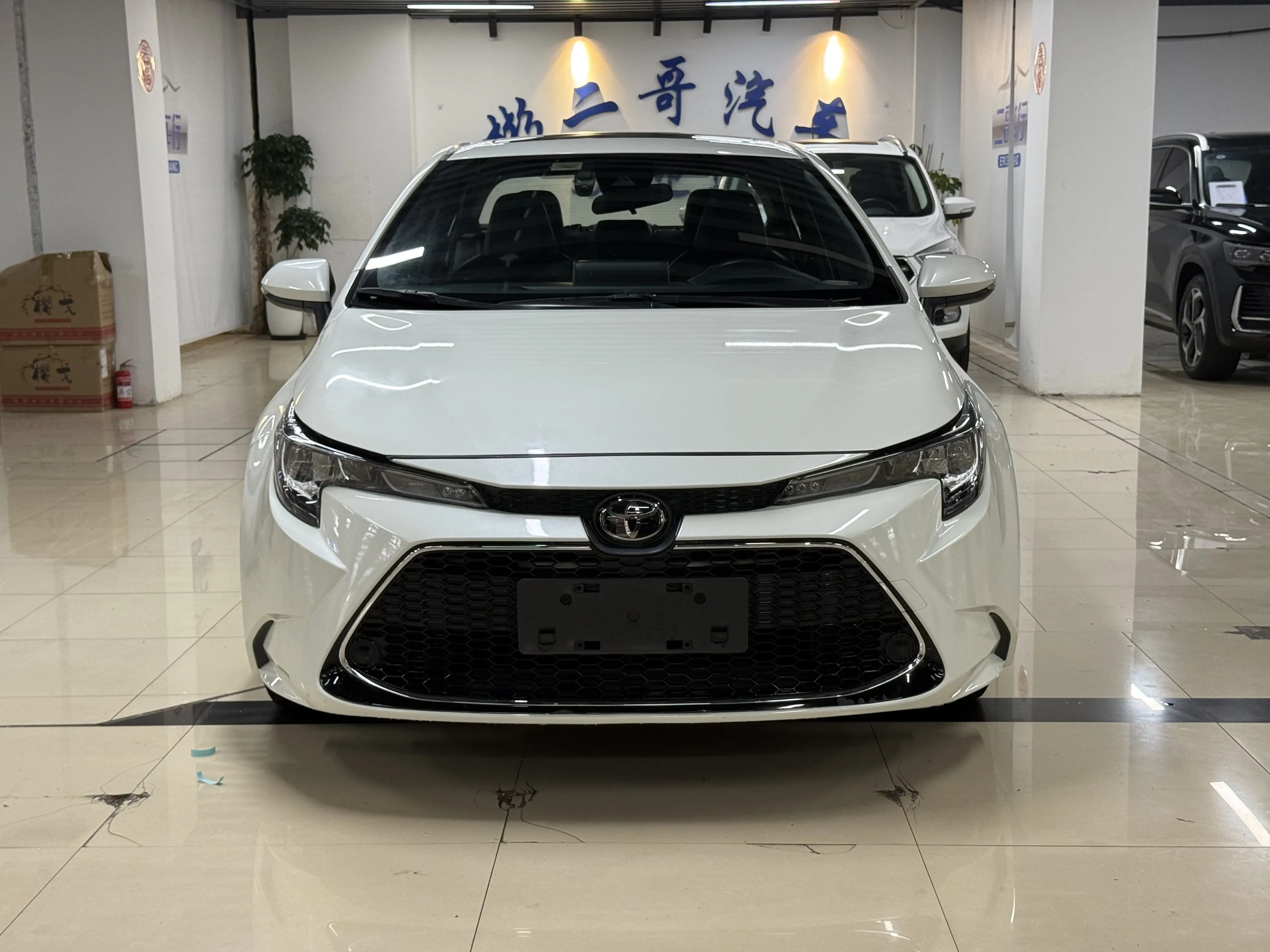 Toyota Levin (Lei Ling)  из Китая