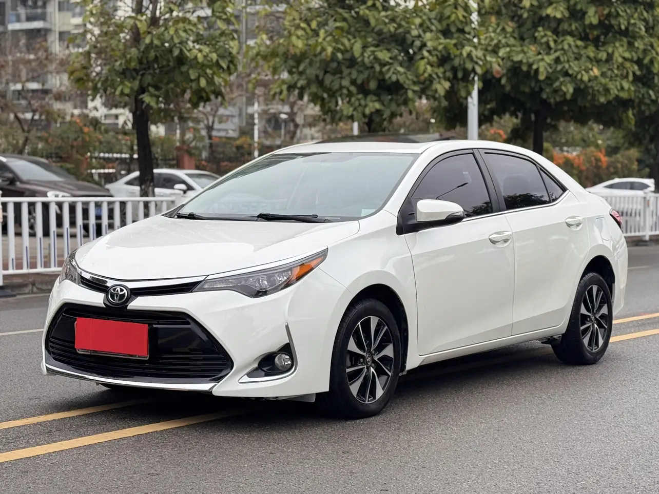 Toyota Levin (Lei Ling)  из Китая