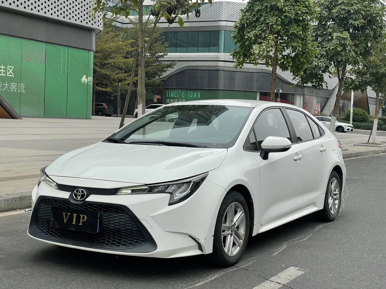 Toyota Levin (Lei Ling)  из Китая