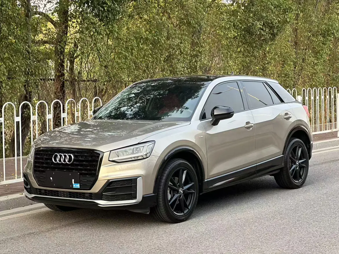 Audi Q2L  из Китая