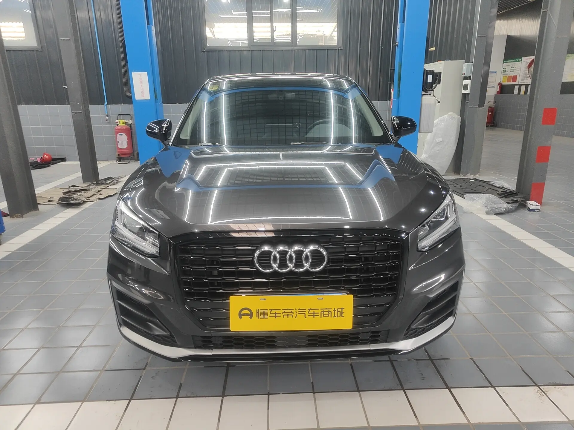 Audi Q2L  из Китая