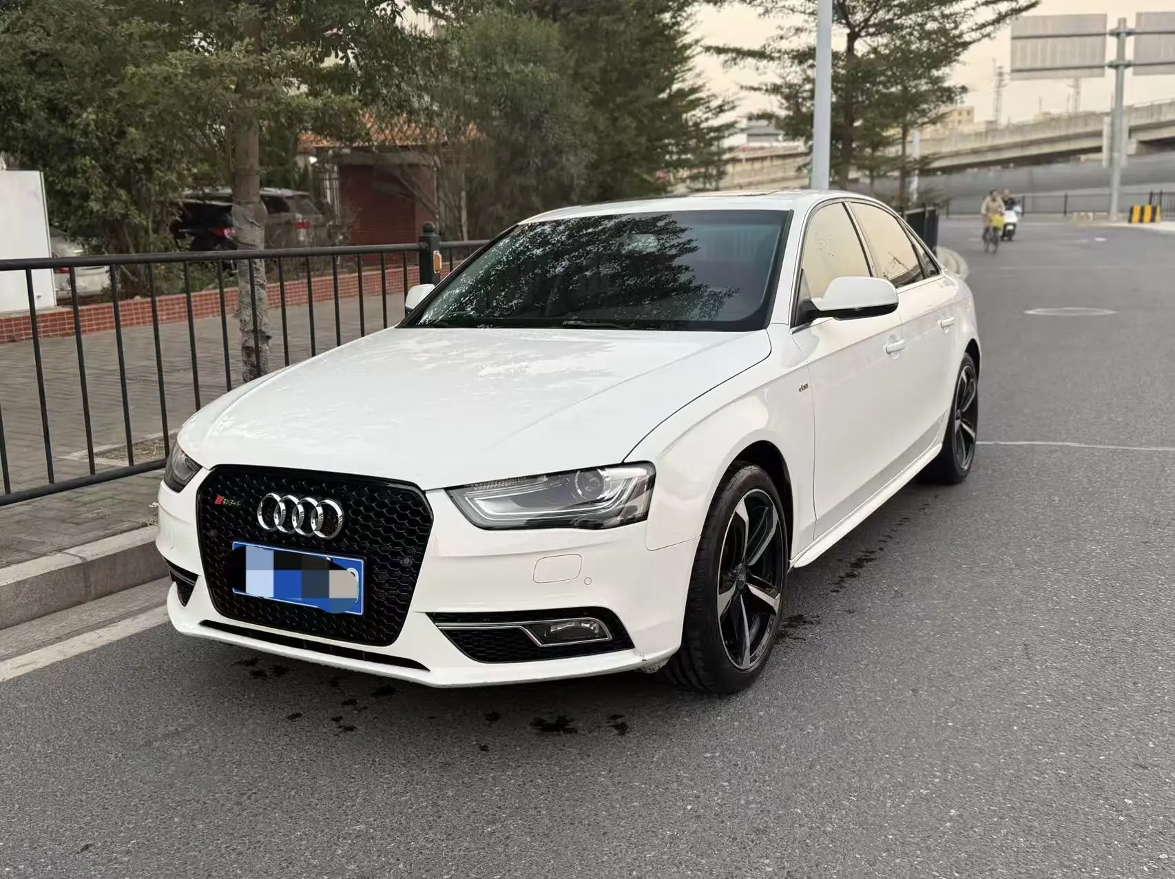 Audi A4L  из Китая