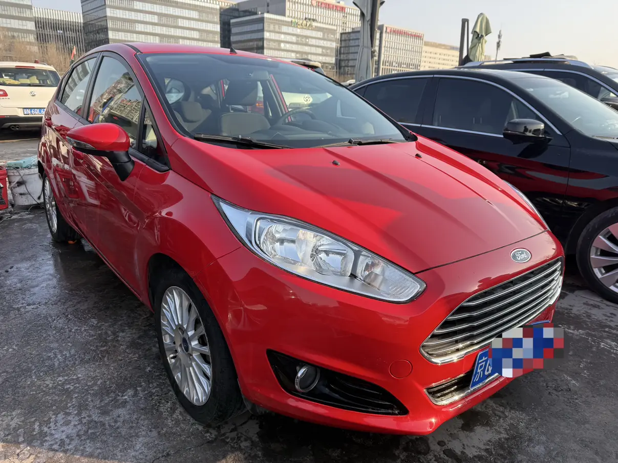 Ford Carnival  из Китая