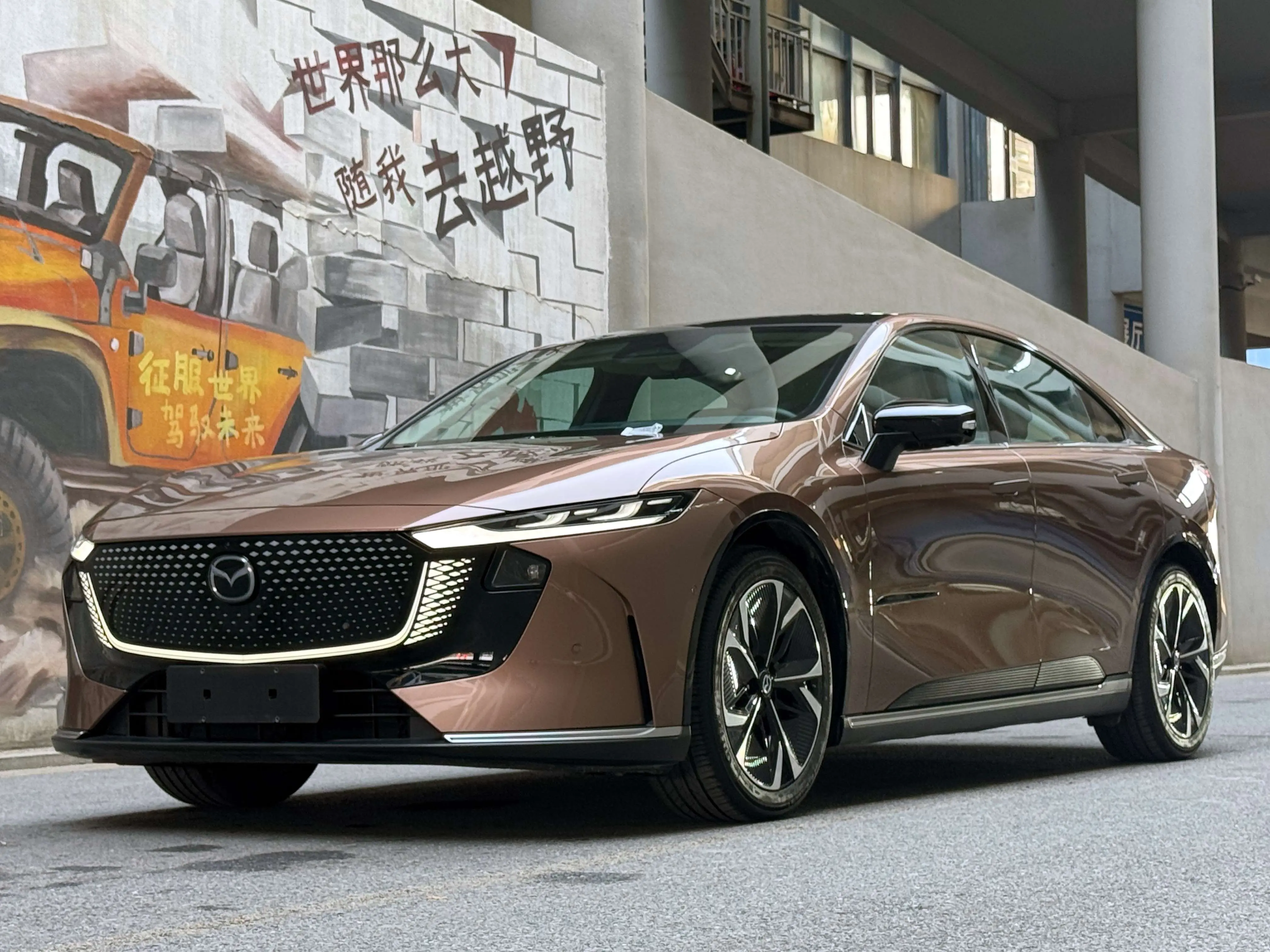 Mazda EZ-6  из Китая