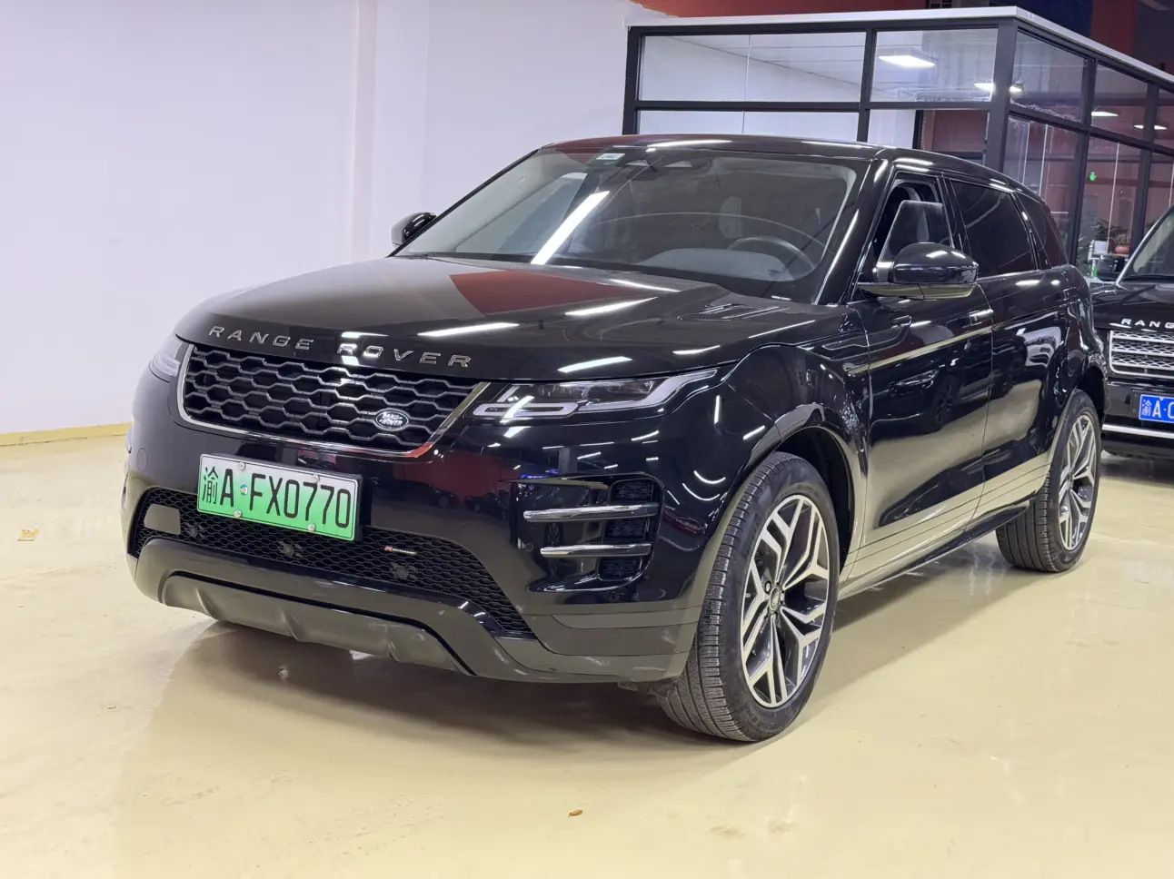 Land Rover Range Rover Evoque PHEV  из Китая