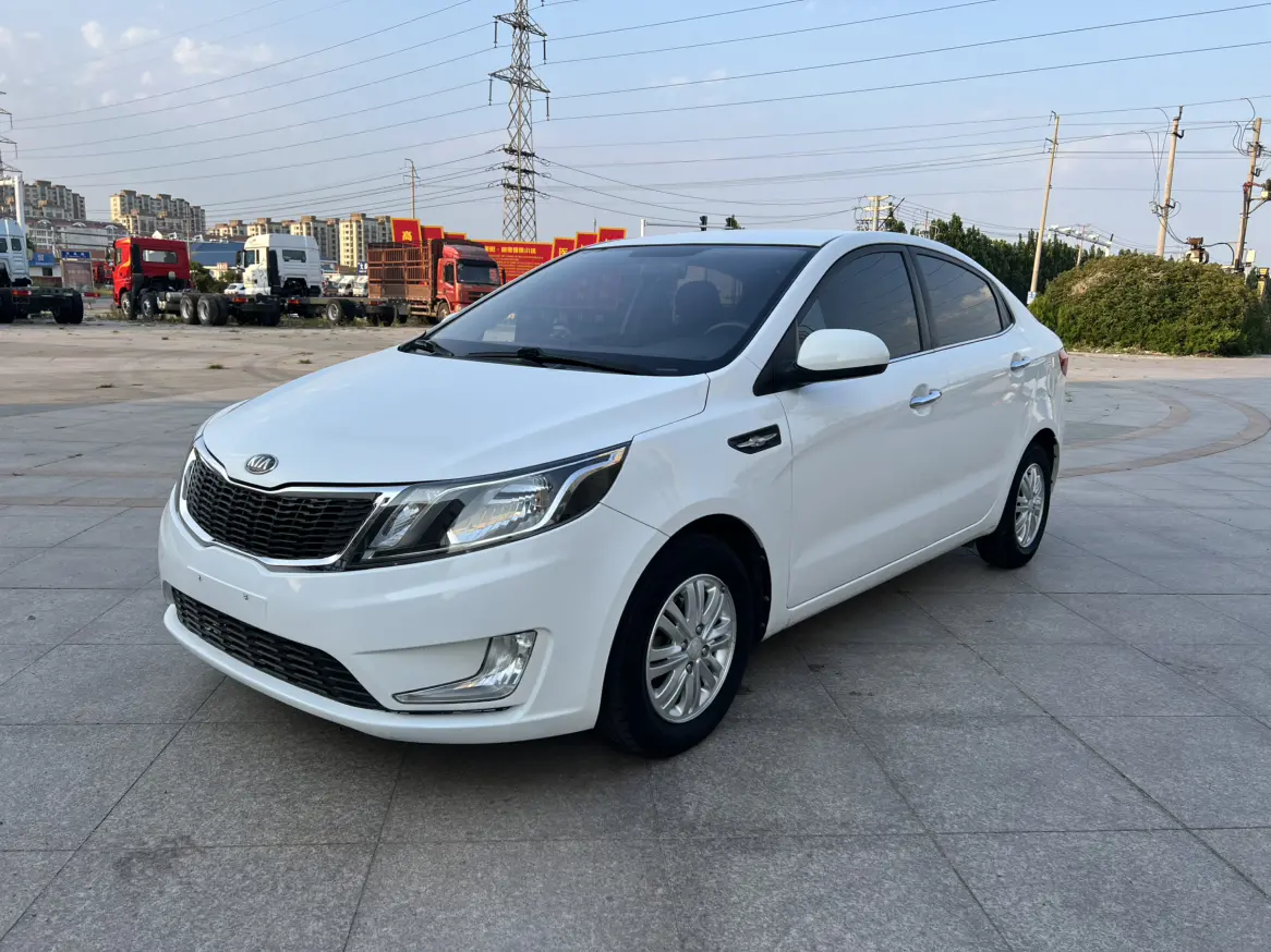 Kia K2  из Китая