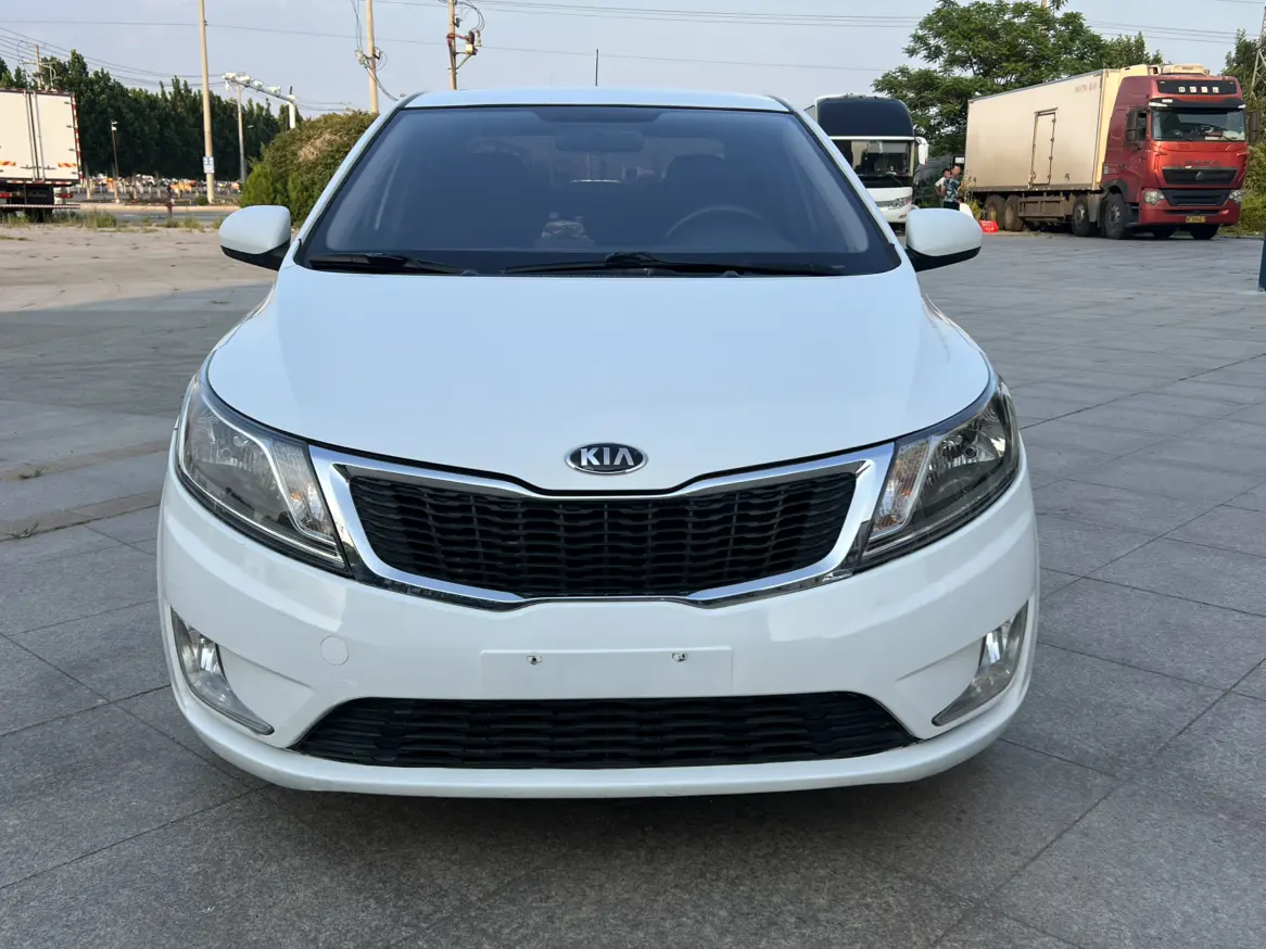 Kia K2  из Китая