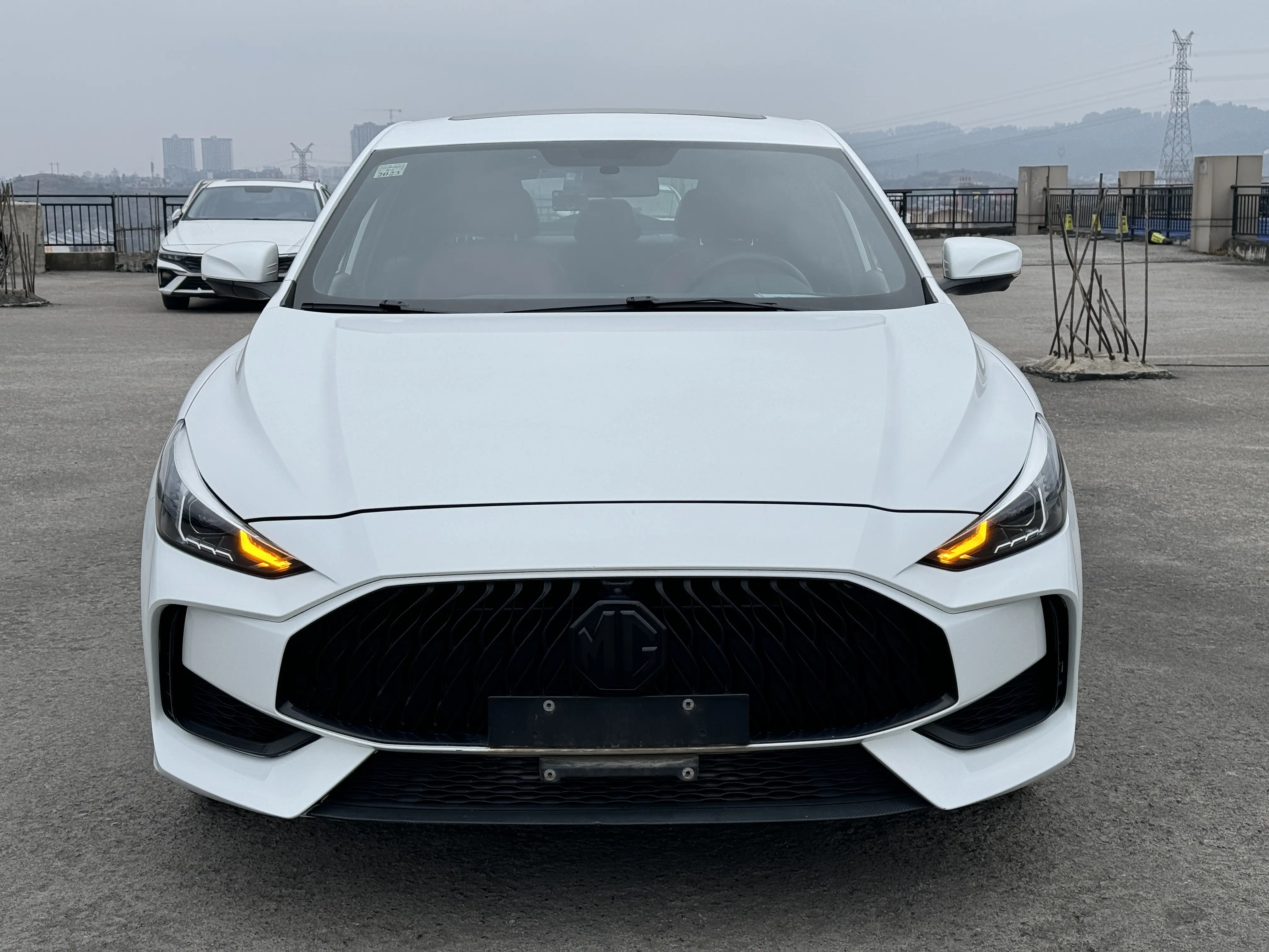 MG 5  из Китая