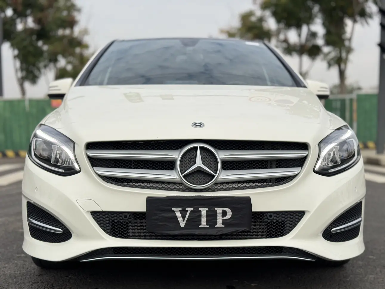 Mercedes-Benz Mercedes Benz B Class  из Китая