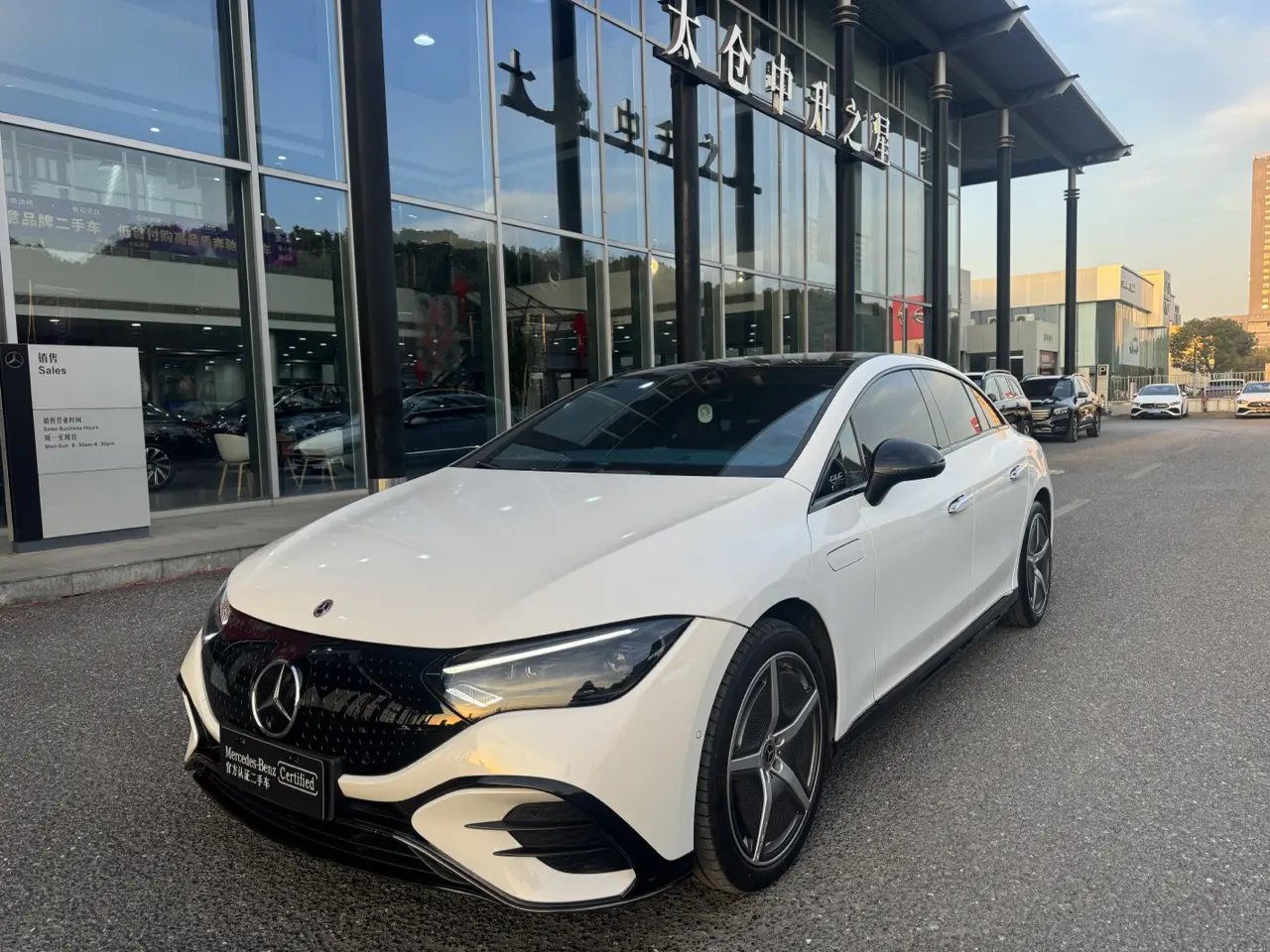 Mercedes-Benz EQE  из Китая