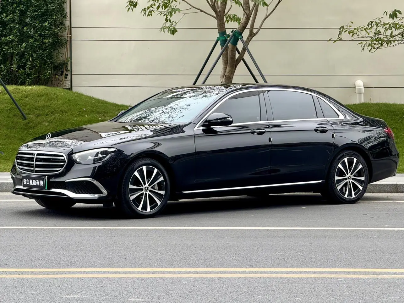 Mercedes-Benz E-Class PHEV  из Китая