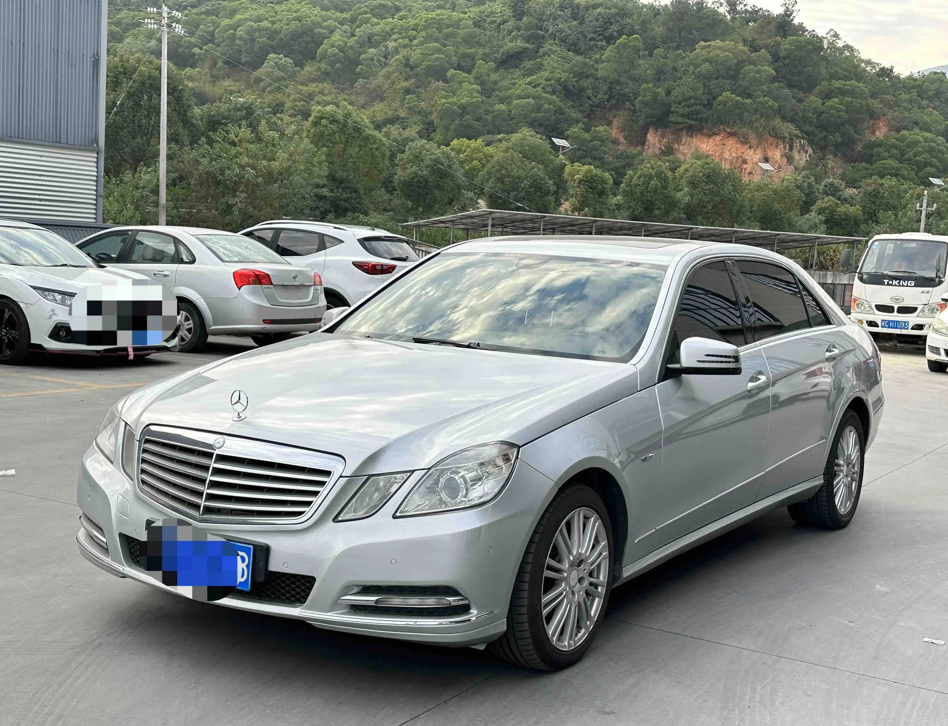 Mercedes-Benz E-Class  из Китая