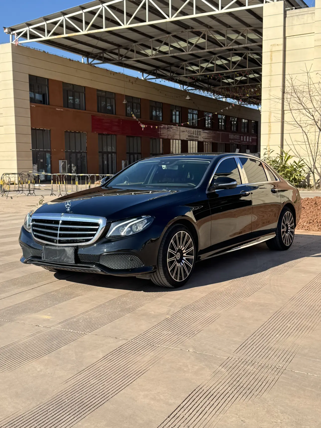 Mercedes-Benz E-Class  из Китая