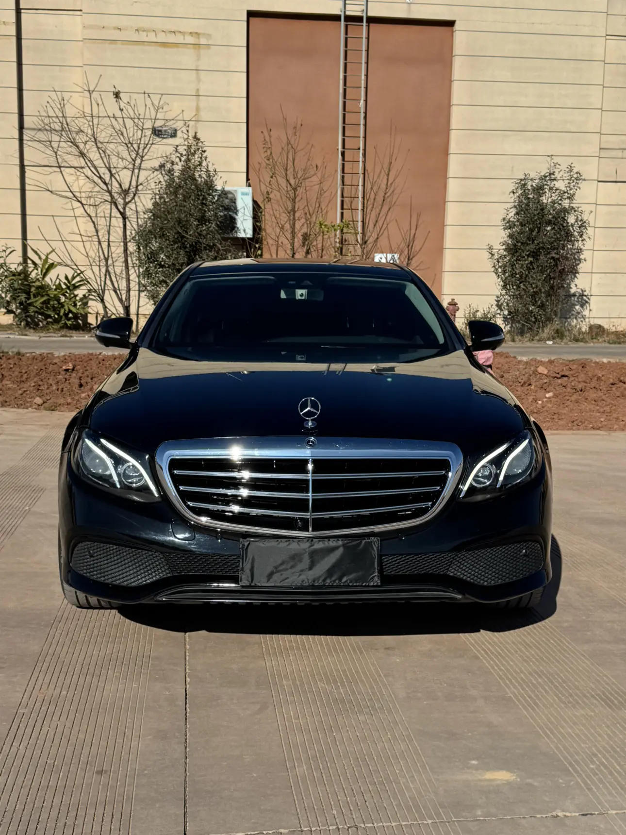 Mercedes-Benz E-Class  из Китая