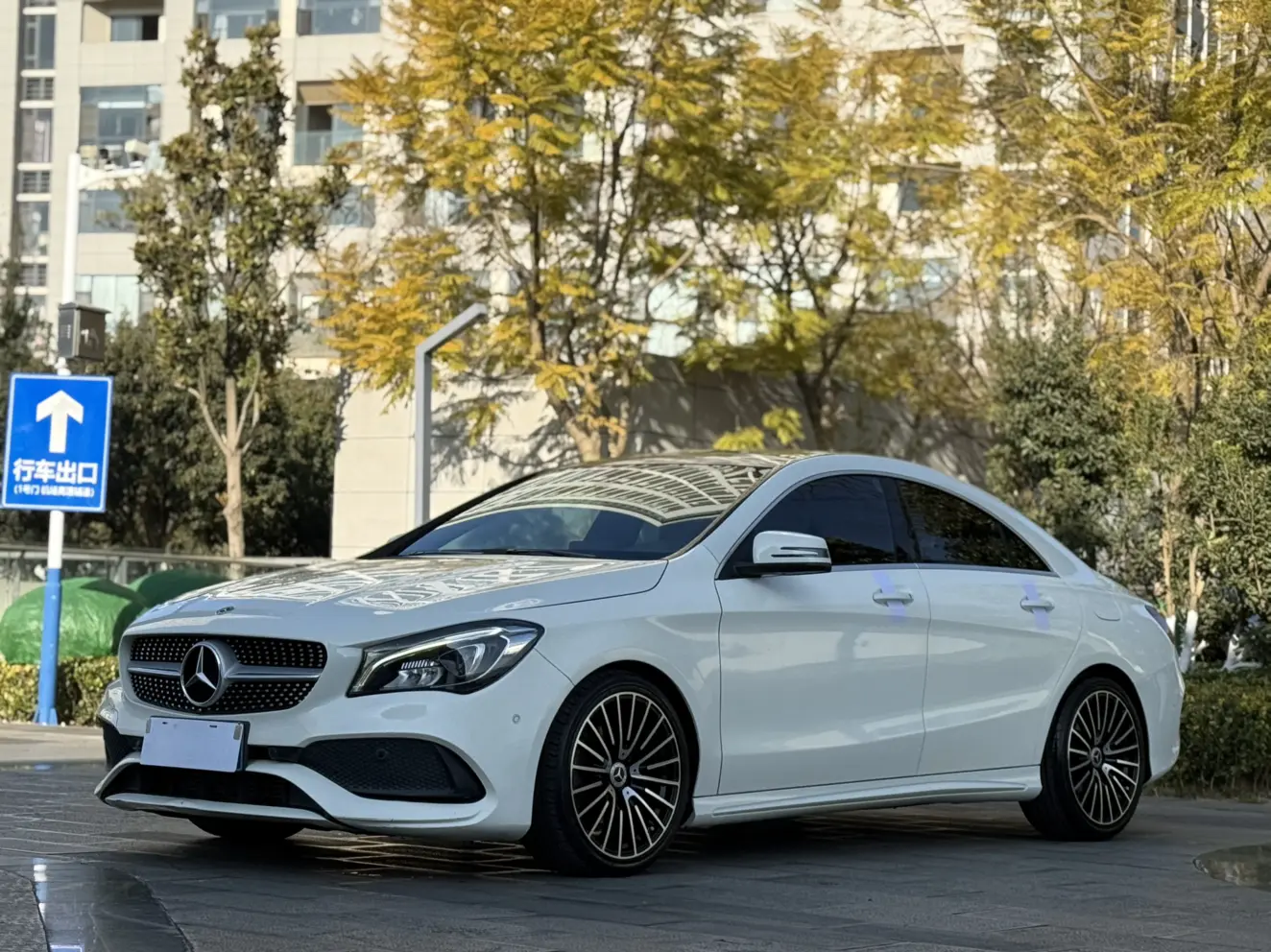 Mercedes-Benz Mercedes CLA  из Китая