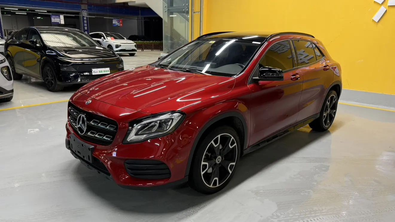 Mercedes-Benz GLA  из Китая