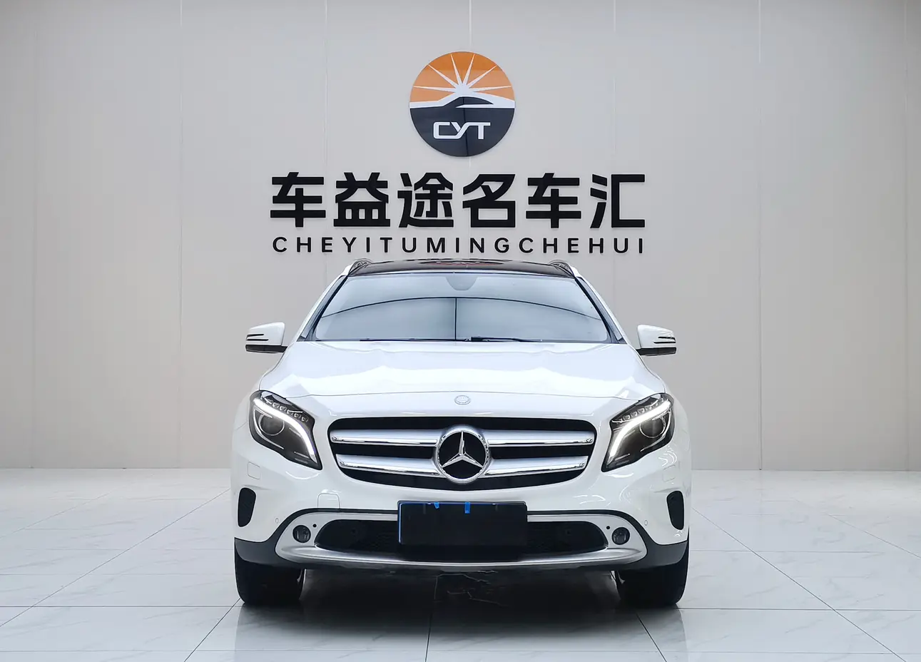 Mercedes-Benz GLA  из Китая