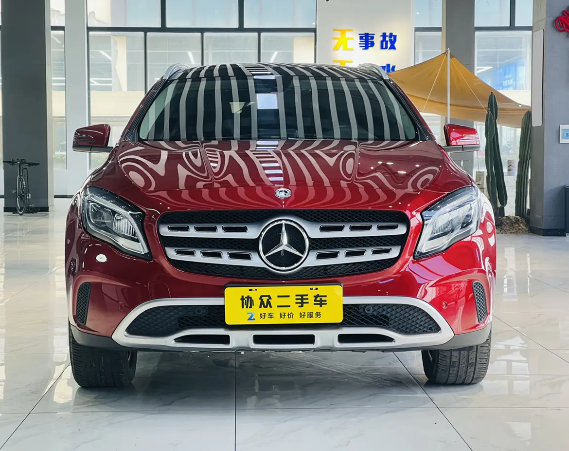 Mercedes-Benz GLA  из Китая