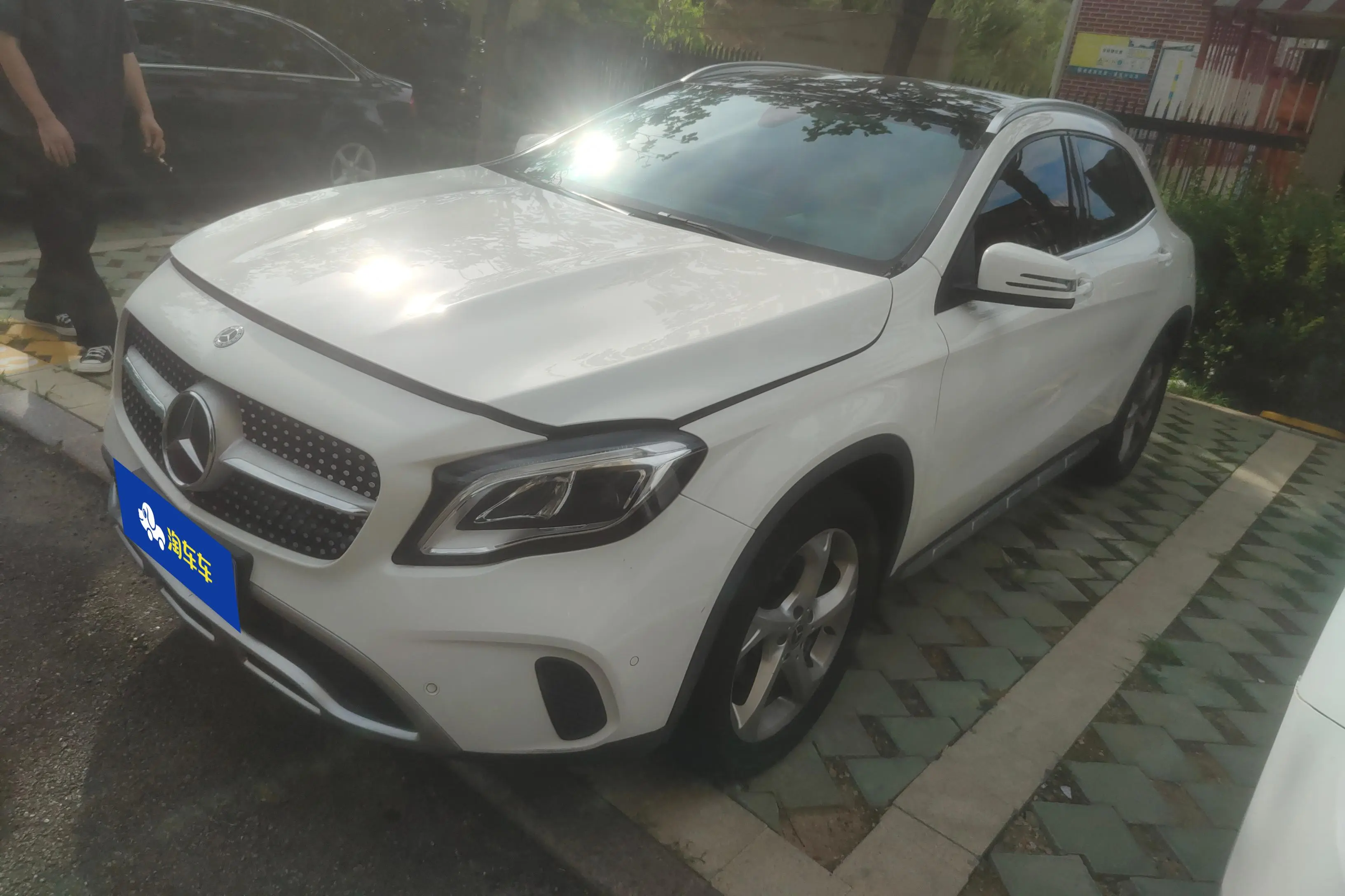 Mercedes-Benz GLA  из Китая