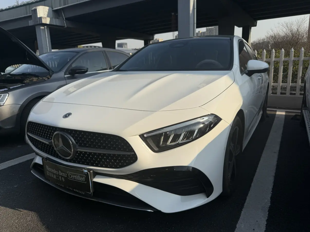 Mercedes-Benz Mercedes Benz A Class  из Китая