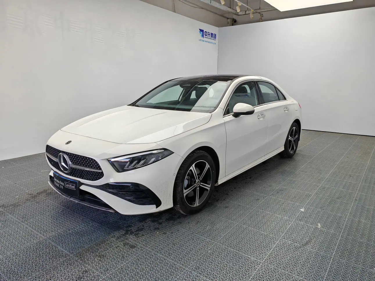 Mercedes-Benz Mercedes Benz A Class  из Китая