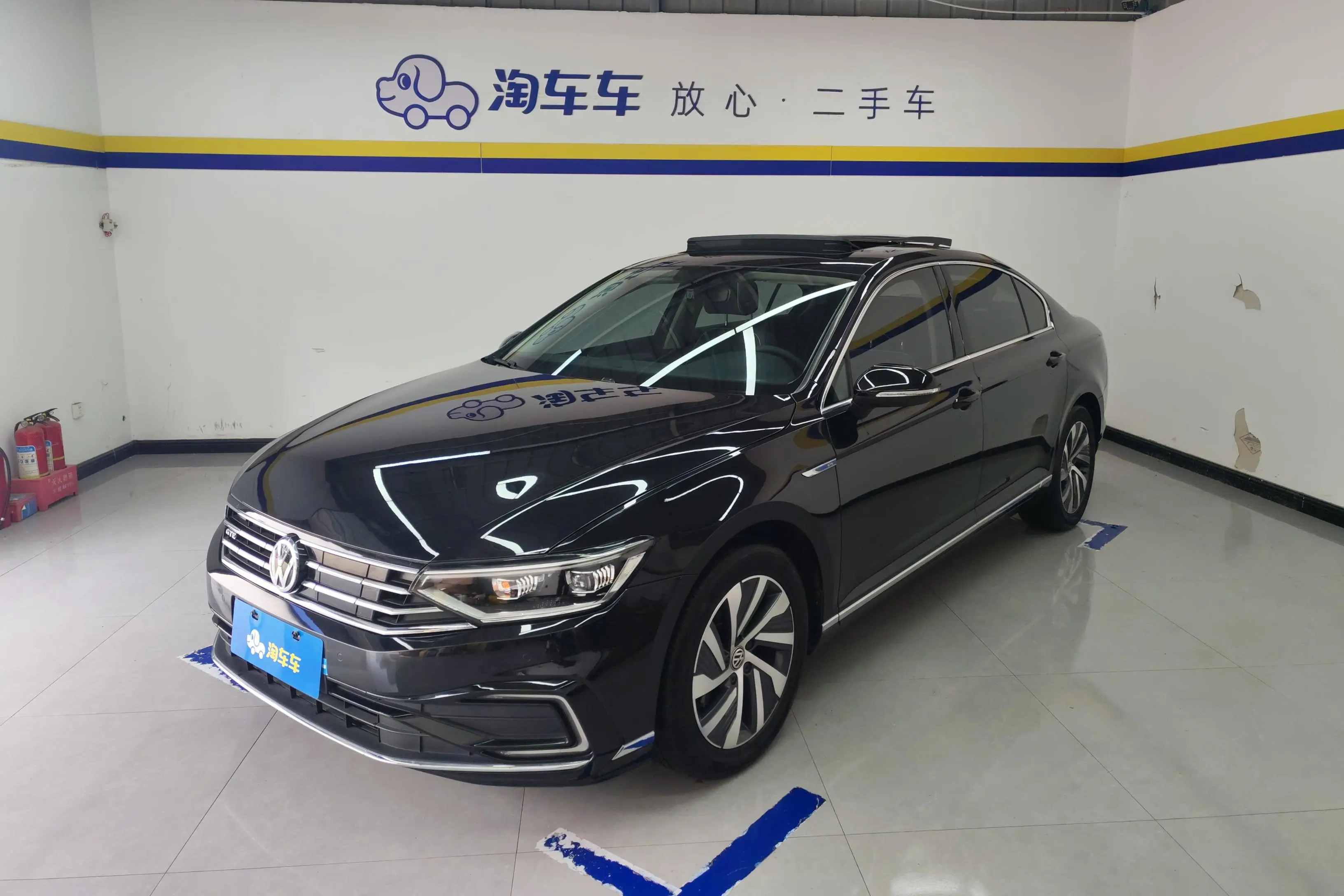 Volkswagen Magotan PHEV  из Китая