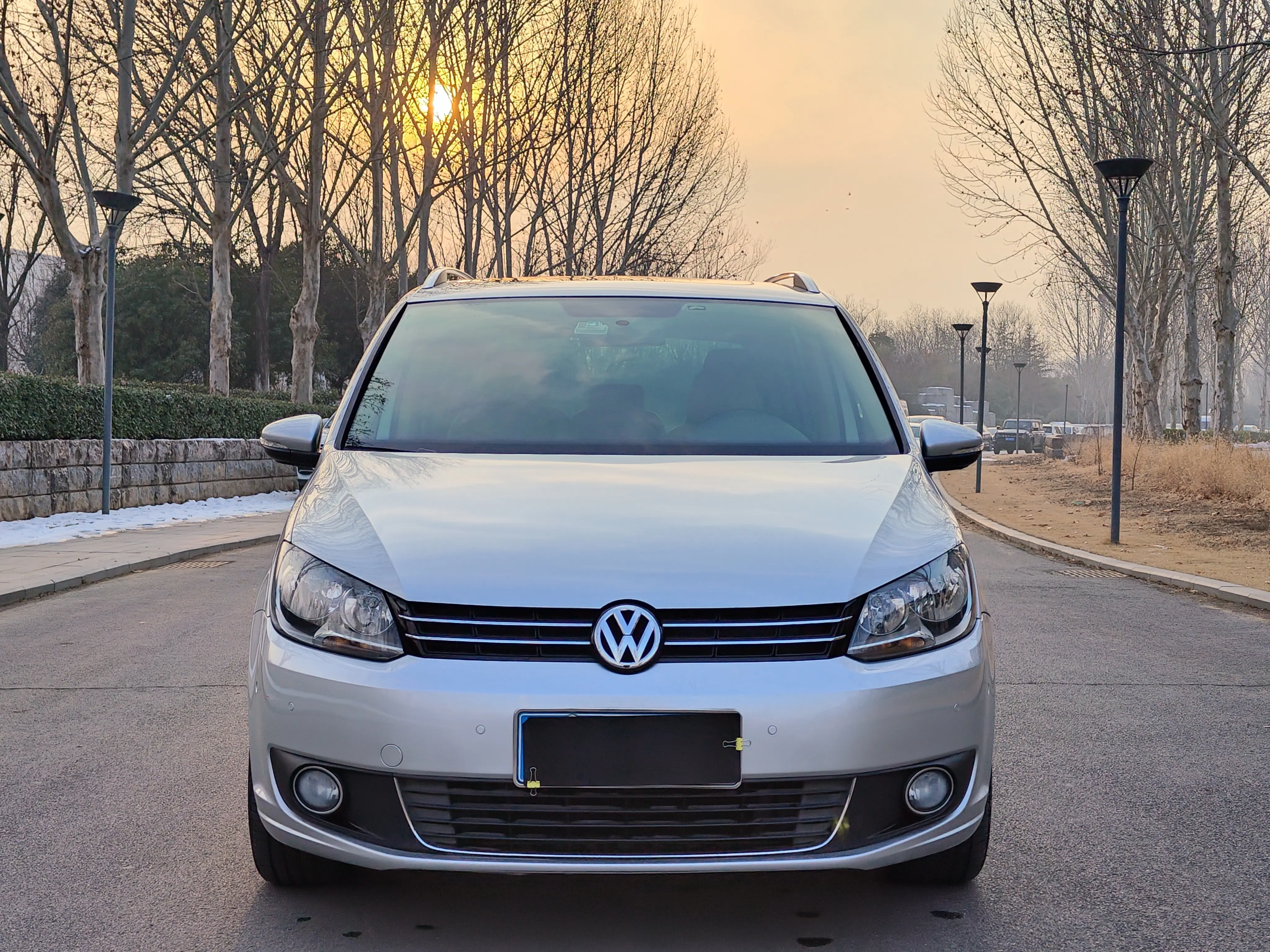 Volkswagen Touran  из Китая